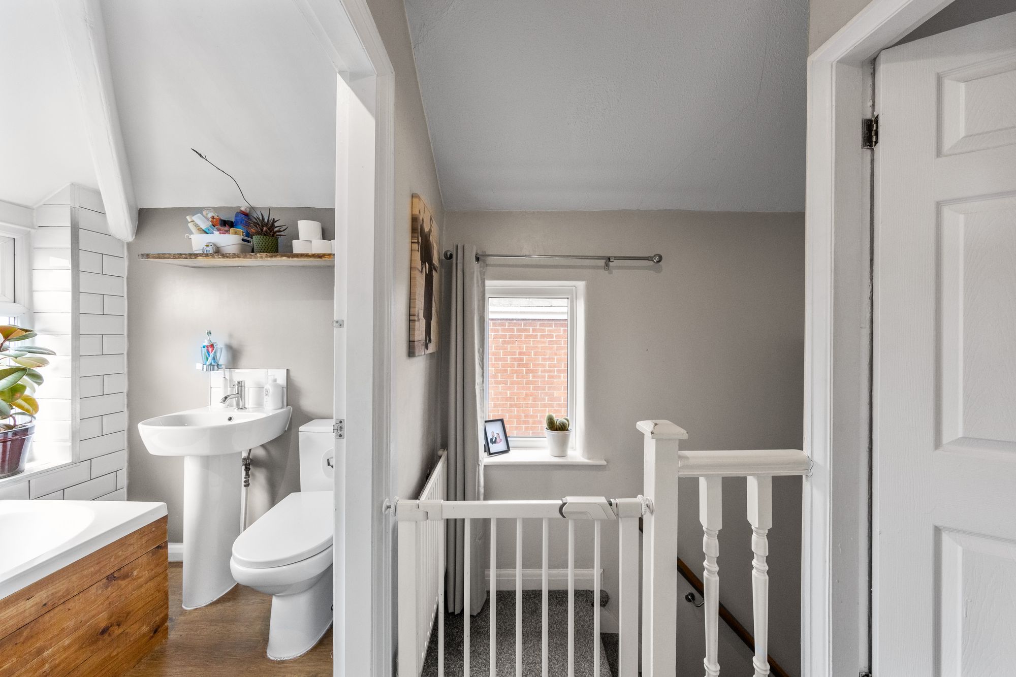 Longbarn Lane, Woolston, WA1