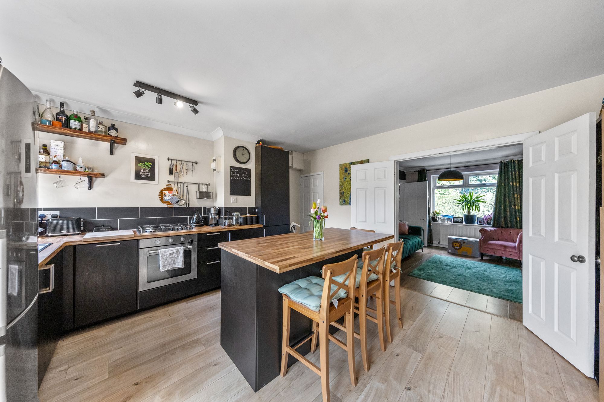 Longbarn Lane, Woolston, WA1