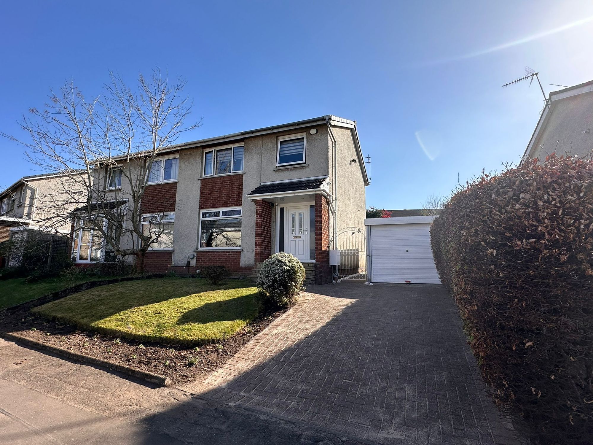 76 Almond Road, Bearsden