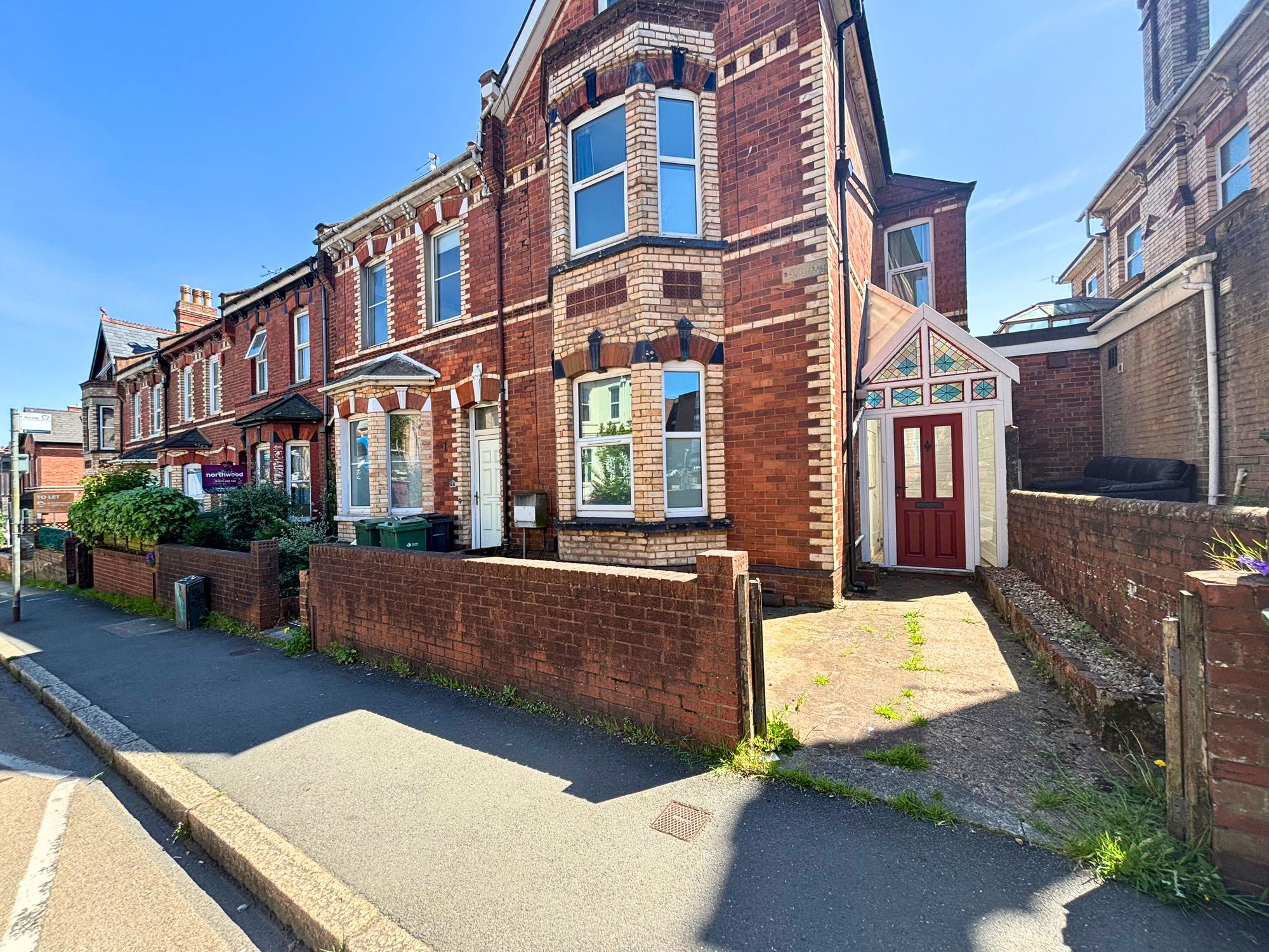 Pinhoe Road, Exeter, EX4 - Housen