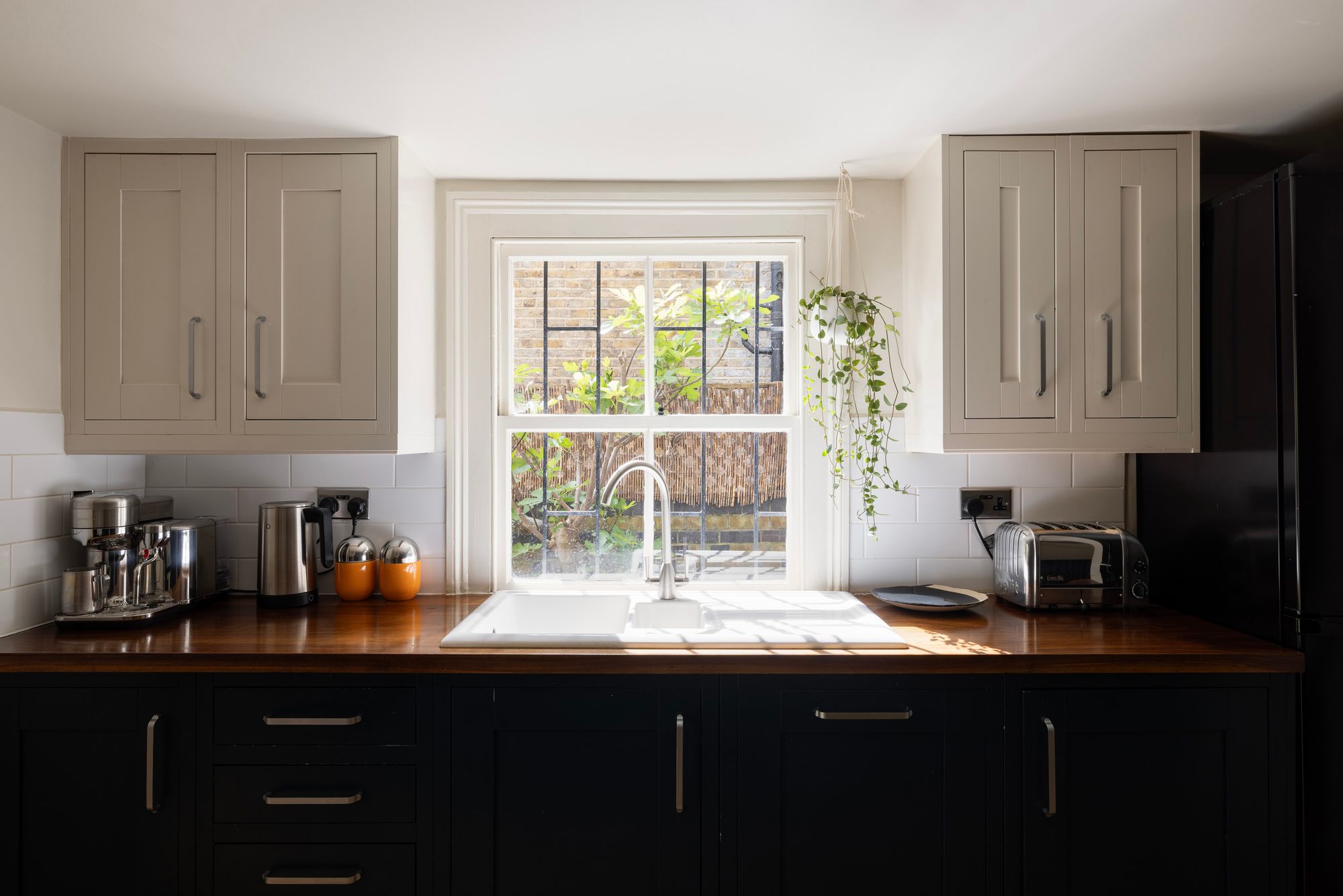 Story Of Home Kitchen Chatsworth Road Lower Clapton E5 17