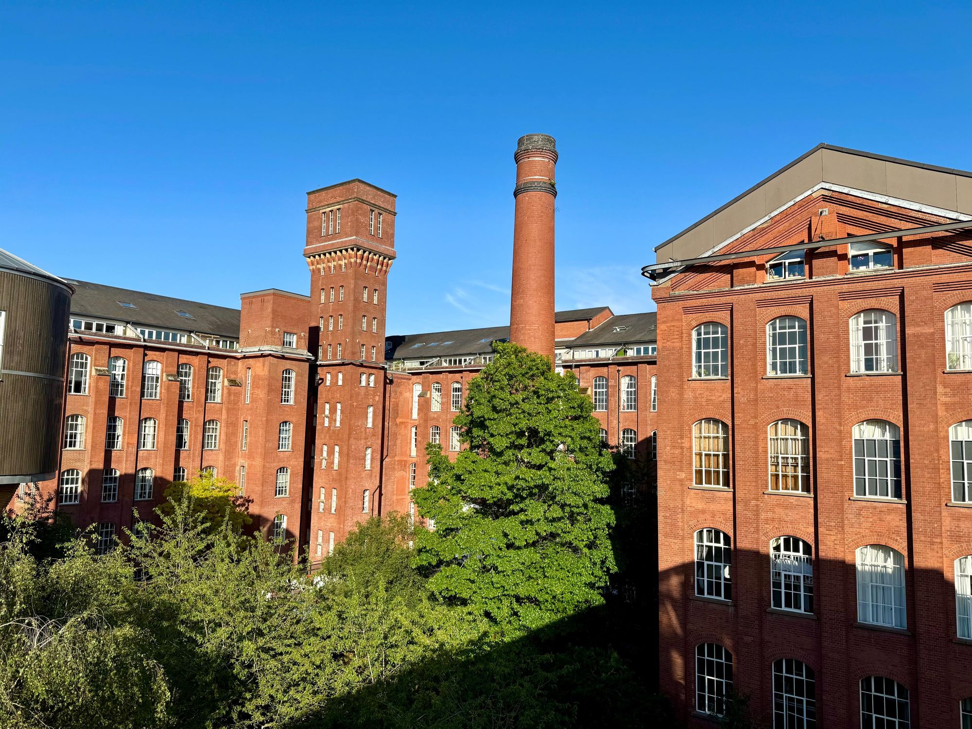 1 Bed, 1 Bath Property For Sale in Flat 528 Manhattan Building, Bow ...