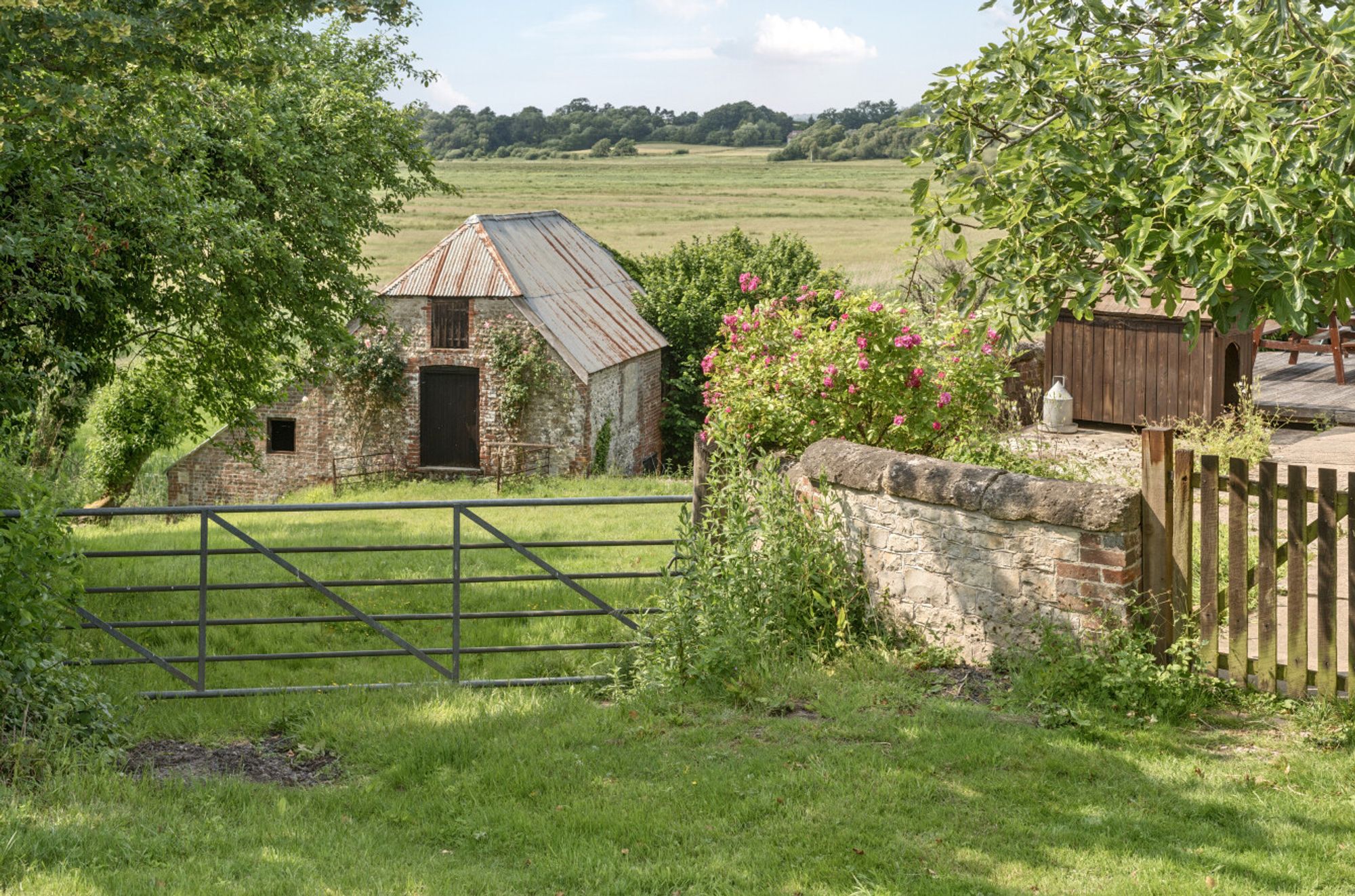 Rackham, Pulborough, RH20 images