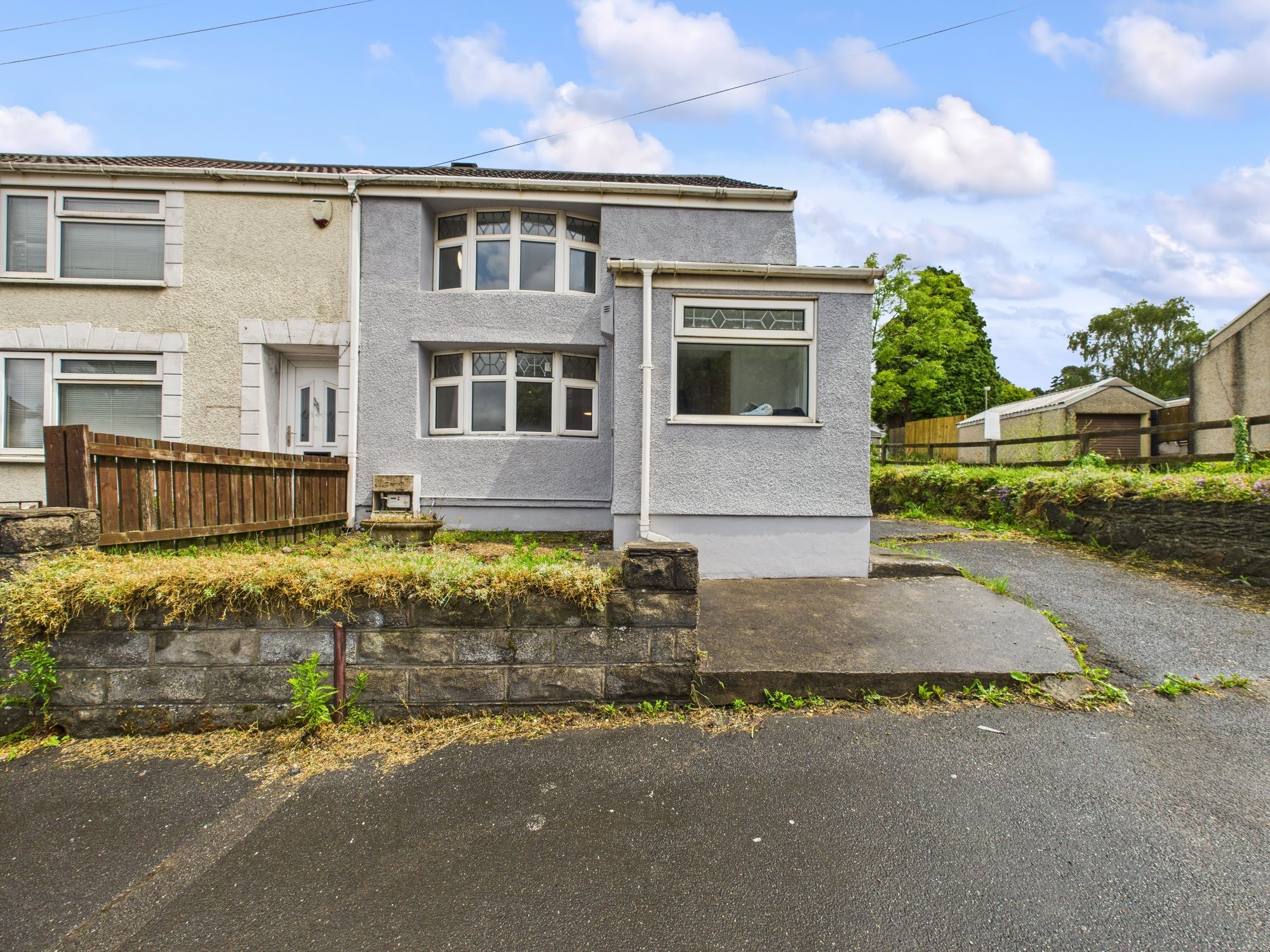 Carmarthen Road, Fforestfach, SA5
