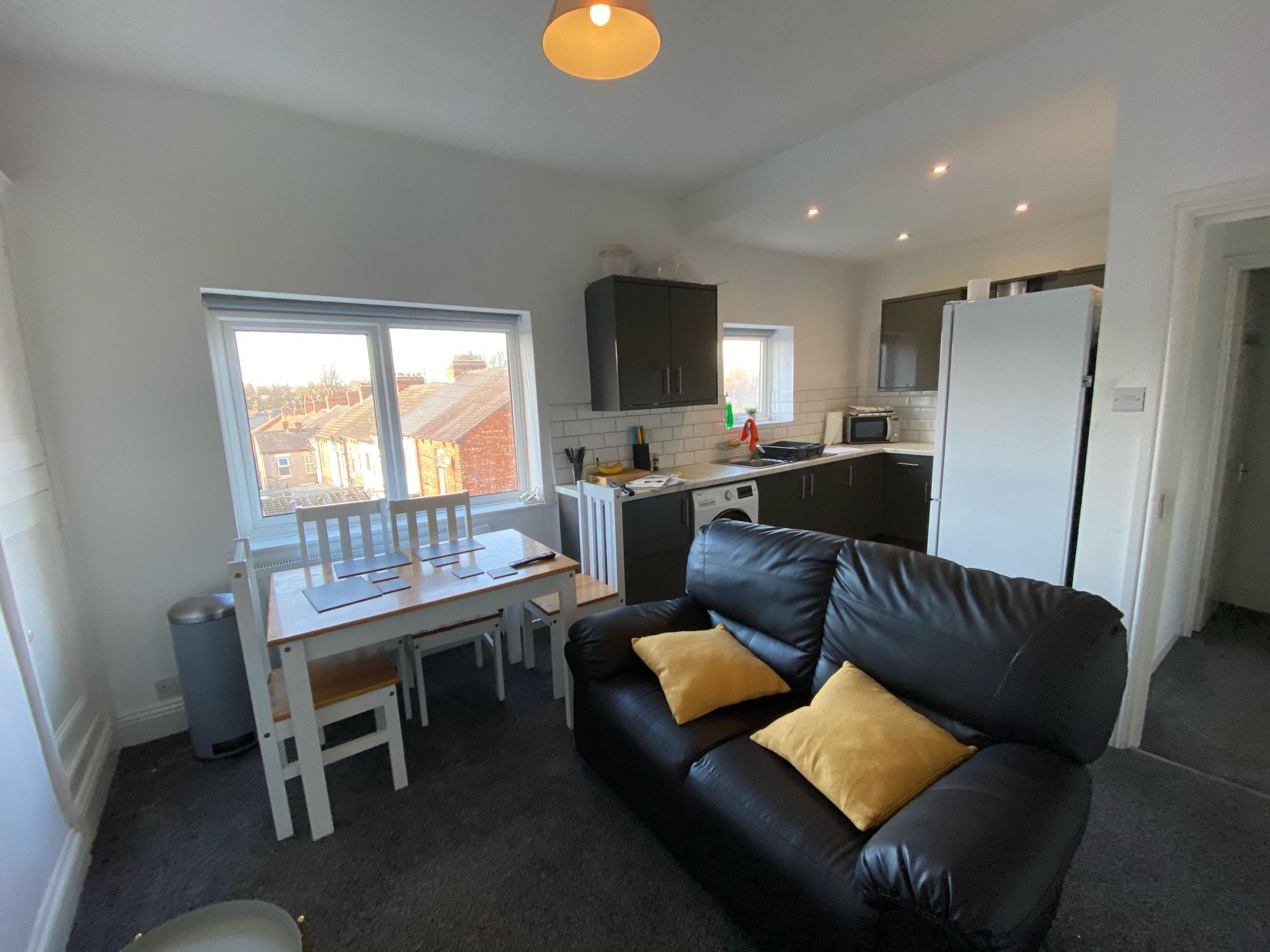 Room 2, 30 Clifton Road, Darlington