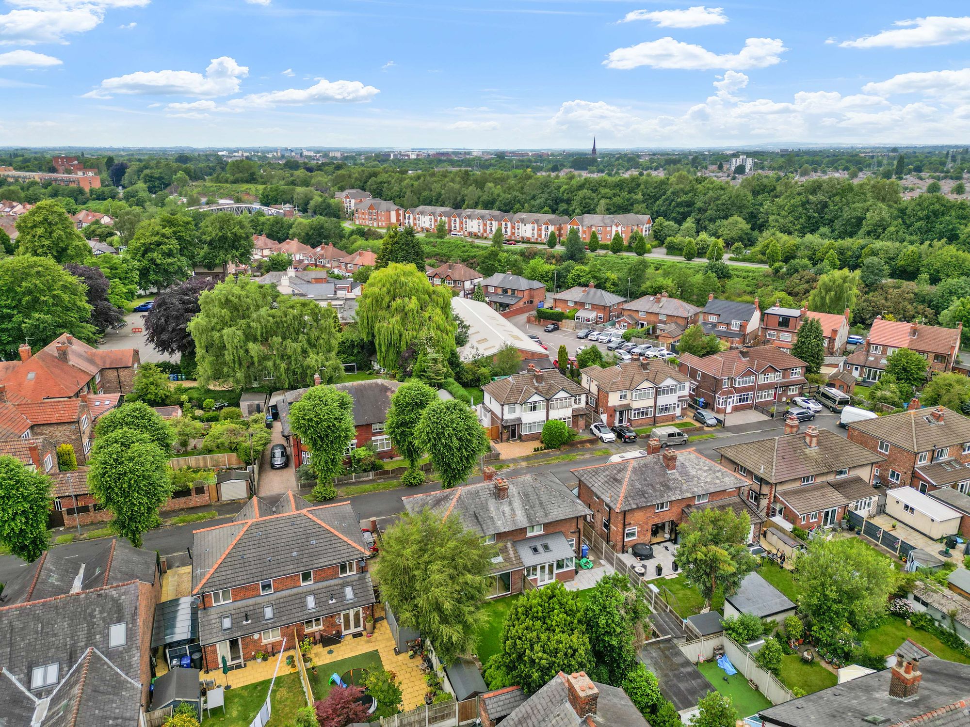 Barton Avenue, Warrington