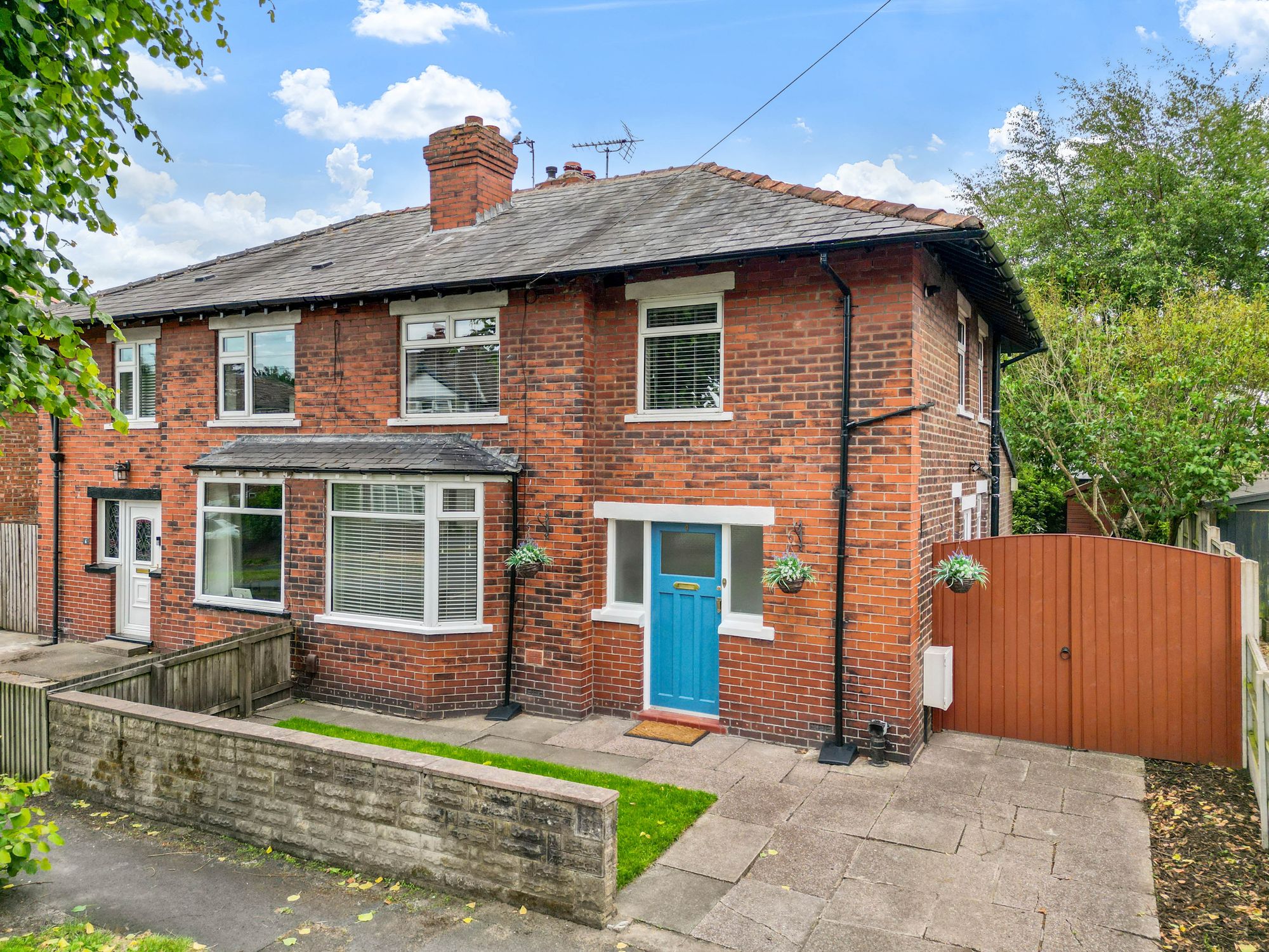 Barton Avenue, Warrington