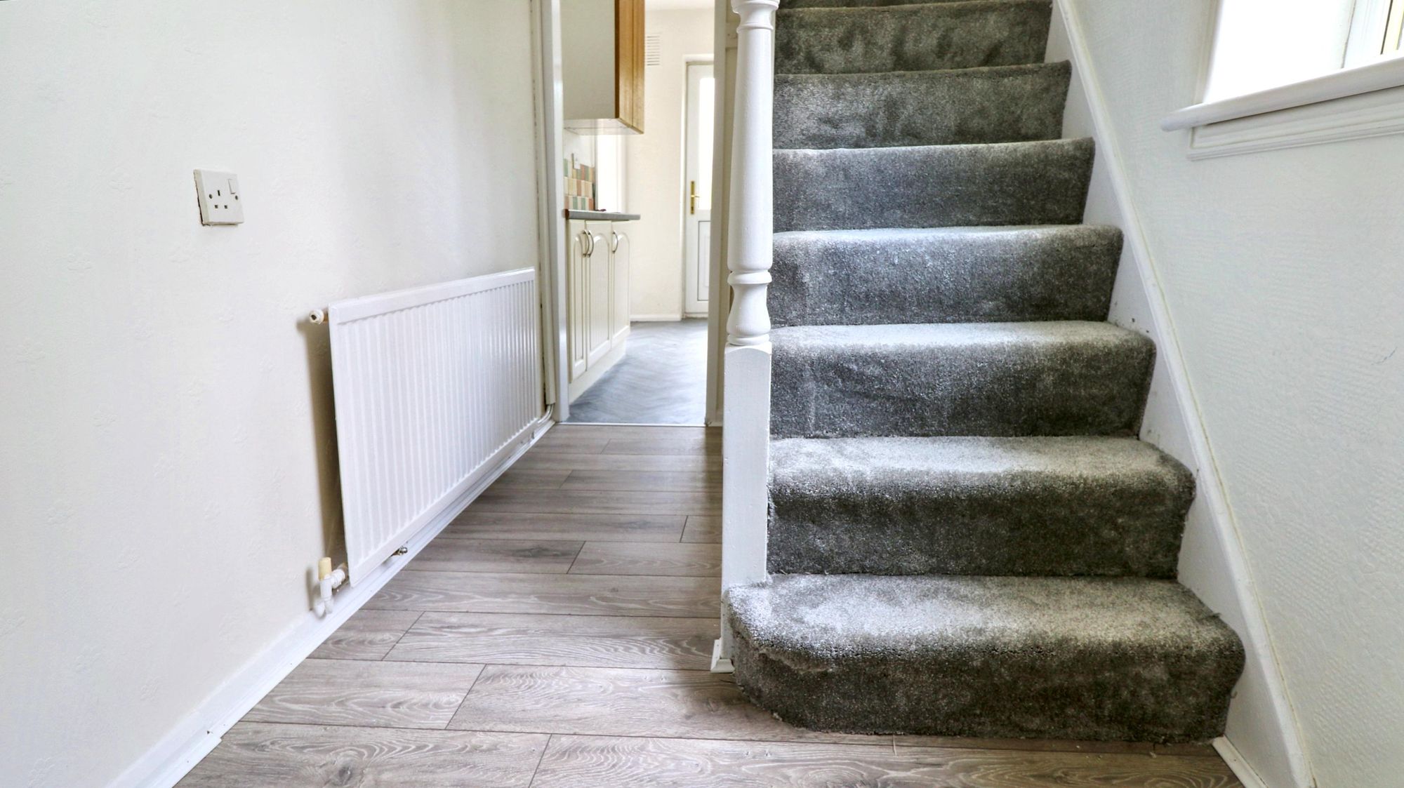 Queensland Avenue, Thatto Heath, WA9