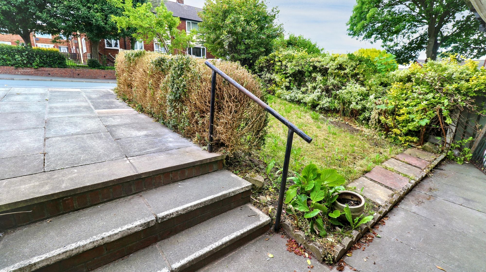 Queensland Avenue, Thatto Heath, WA9