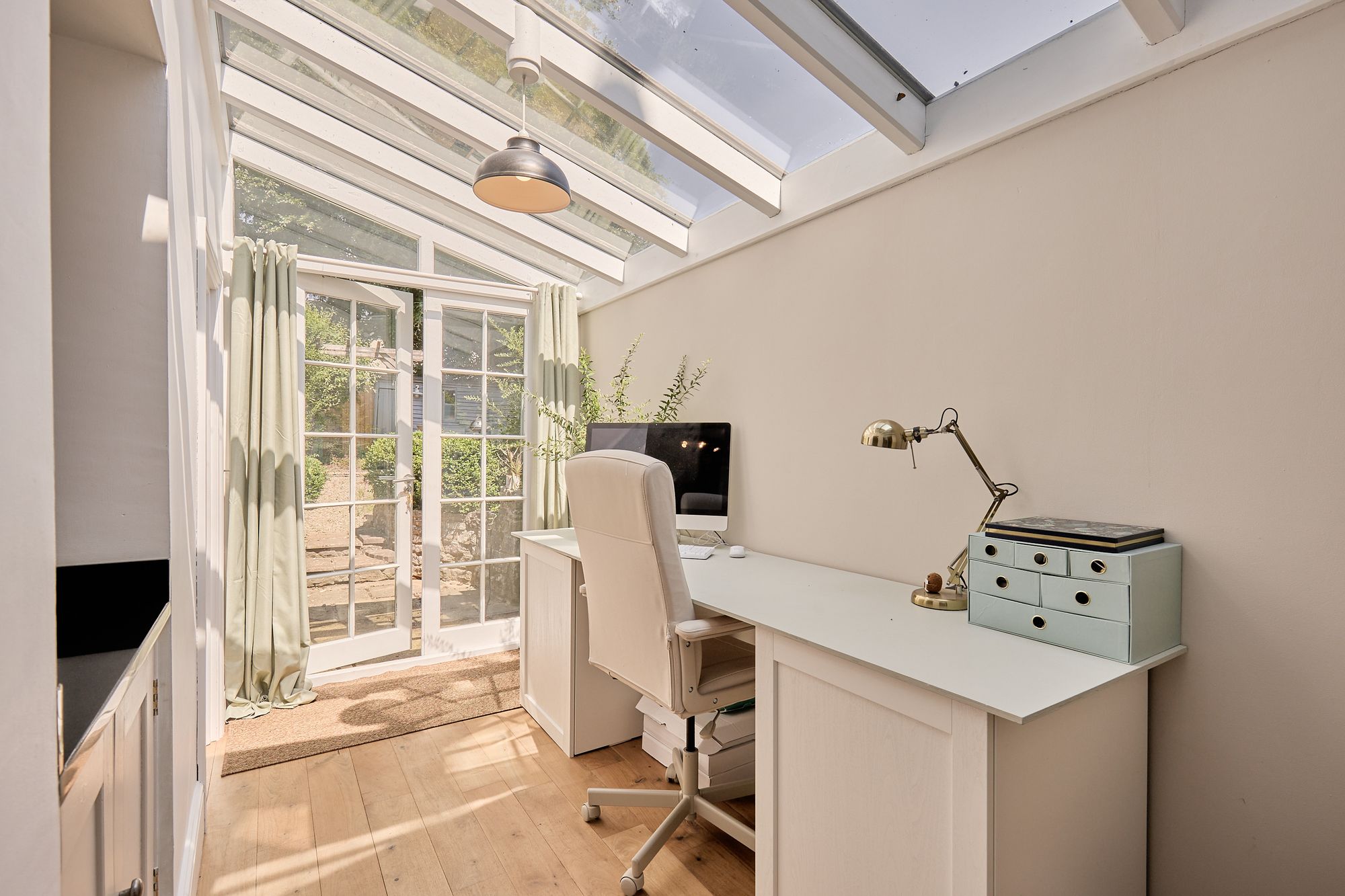 Study/Breakfast Area