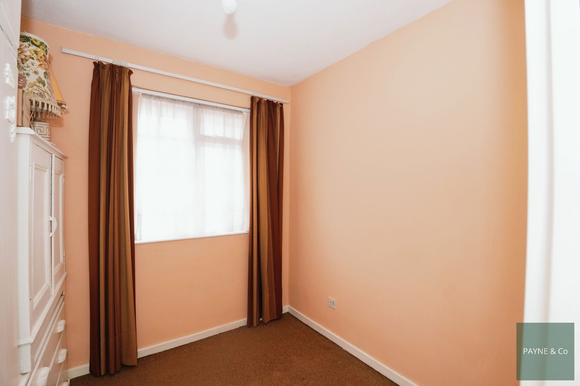 Crombie Close, Ilford, IG4