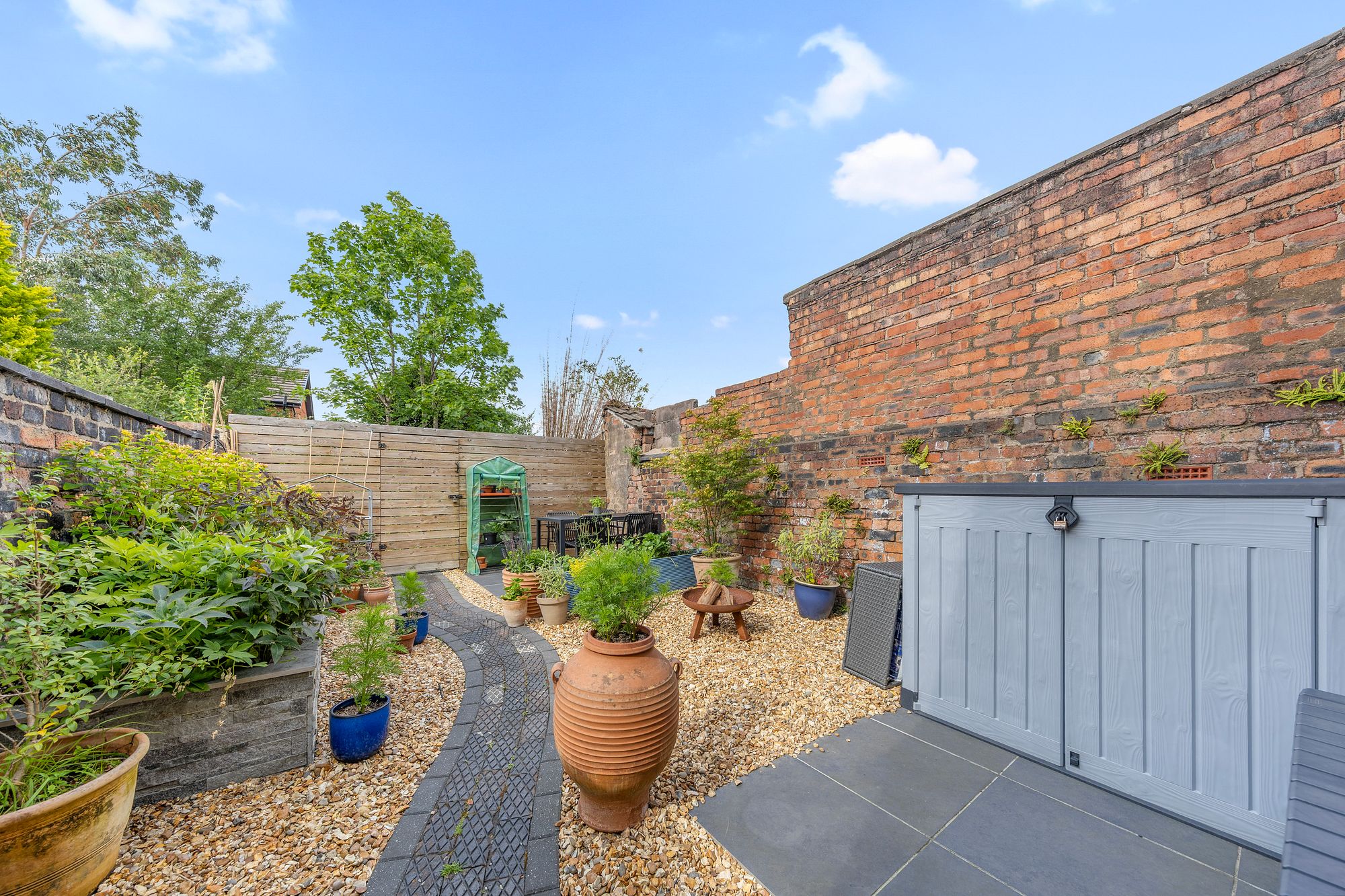 Crow Lane East, Newton-Le-Willows