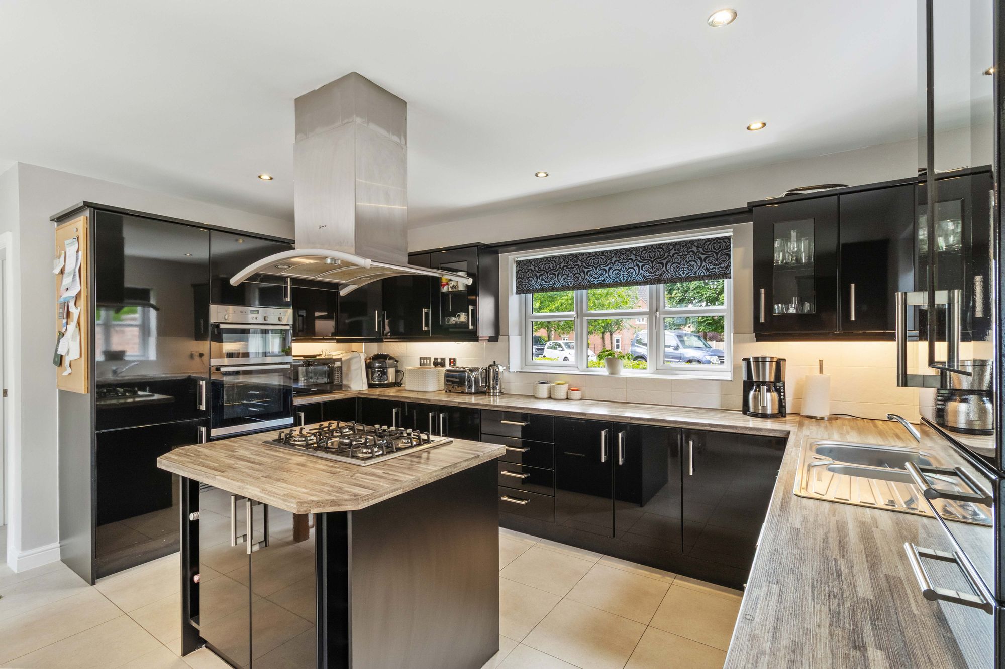 Powder Mill Road, Warrington