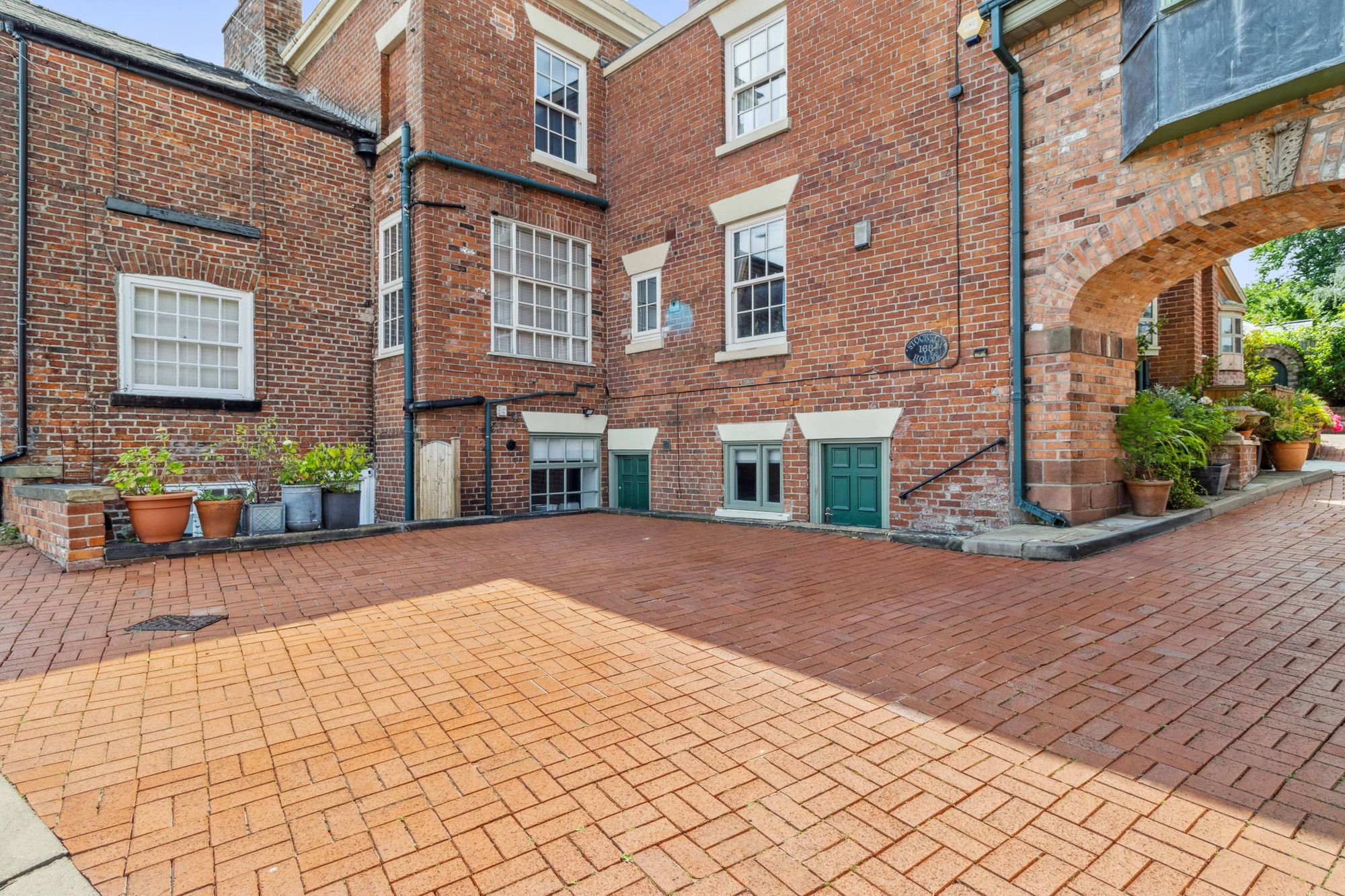 1a Birchdale Road, Warrington