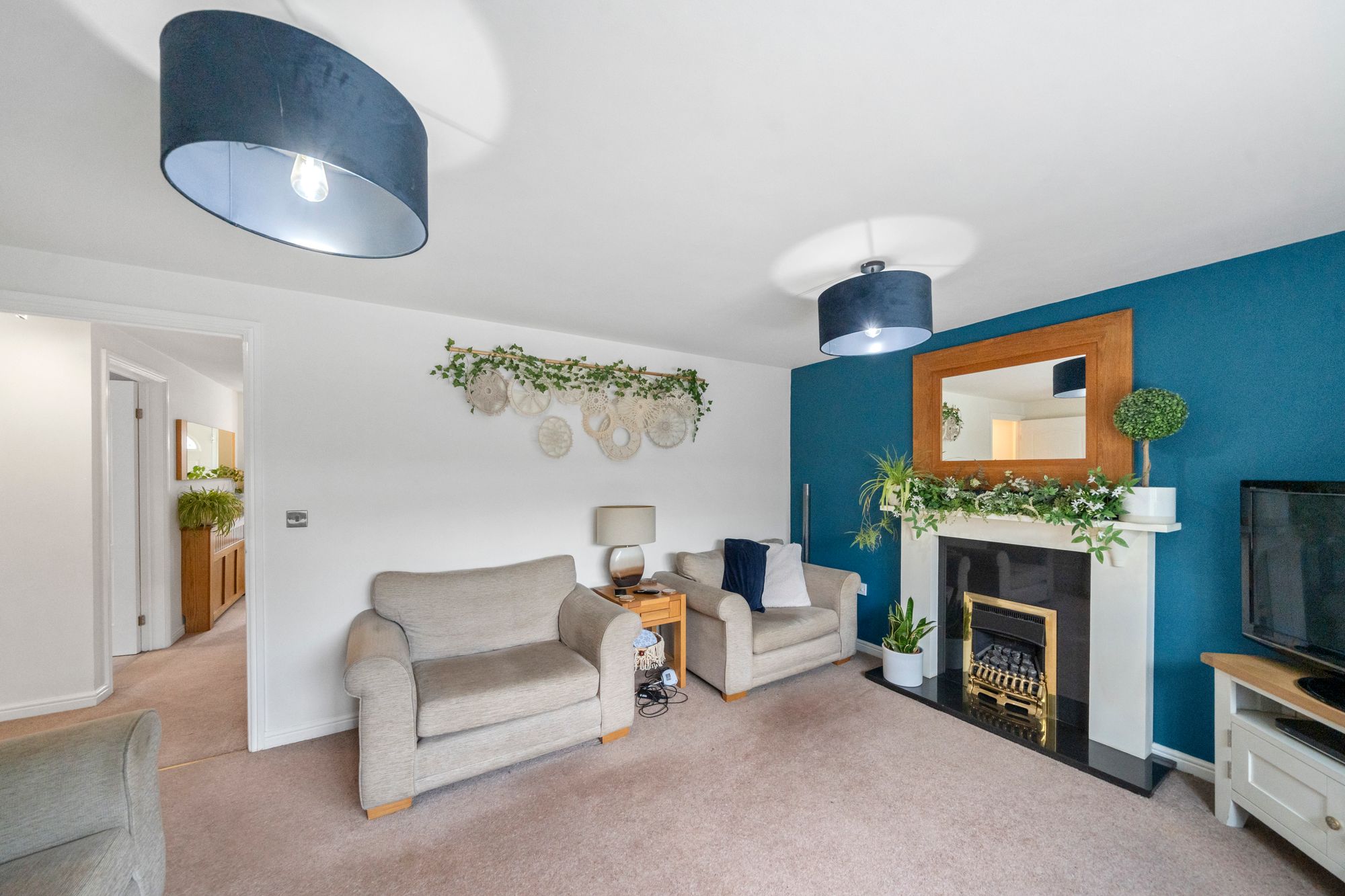 Luntswood Grove, Newton-Le-Willows