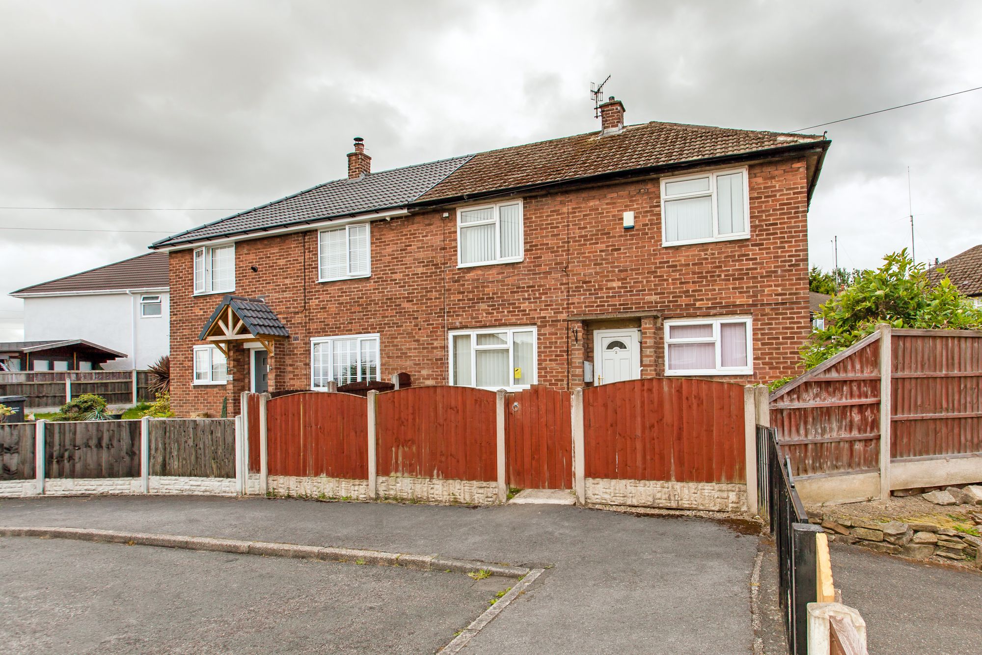 Dobson Place, Inkersall, S43