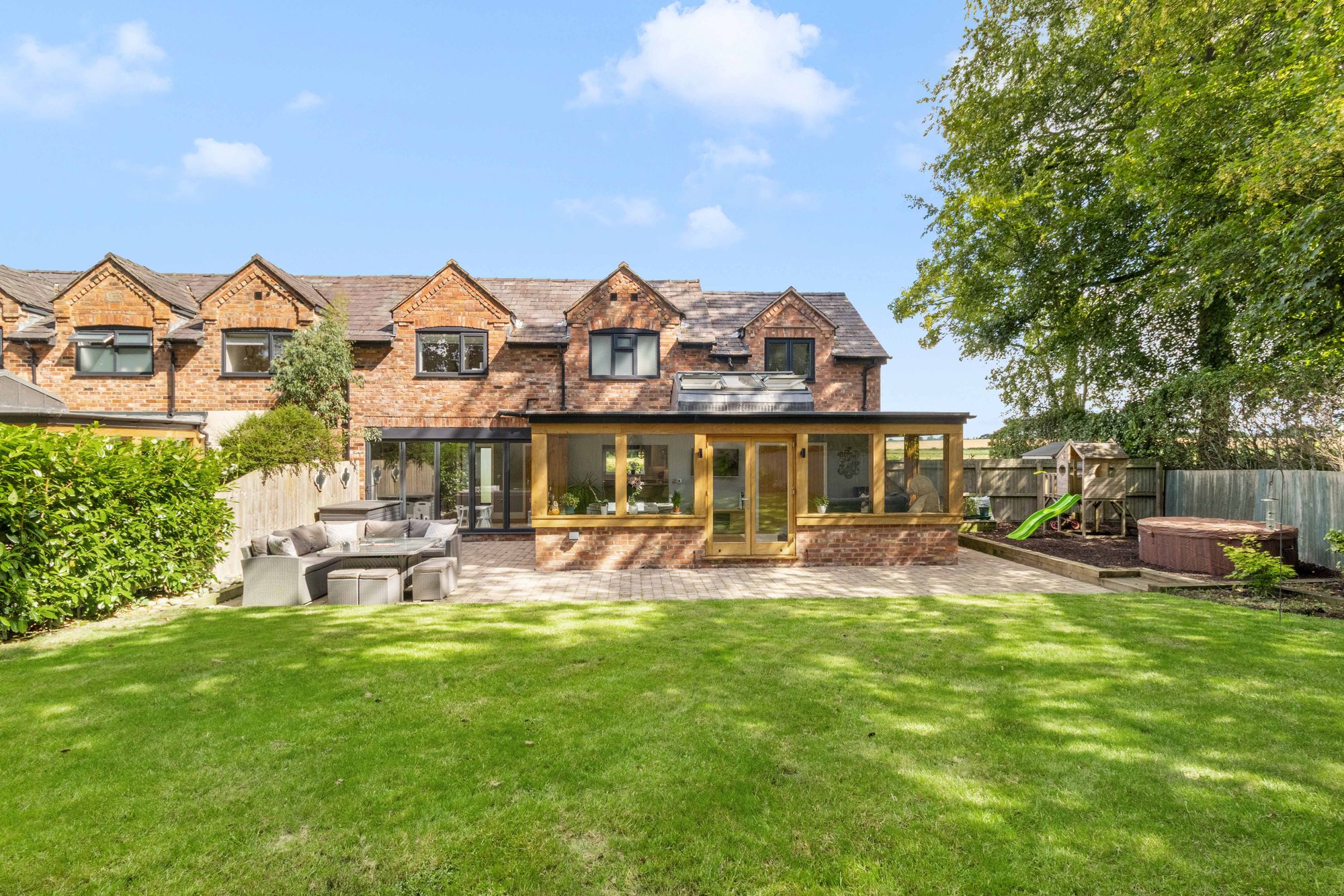 Grimsditch Lane, Lower Whitley, WA4