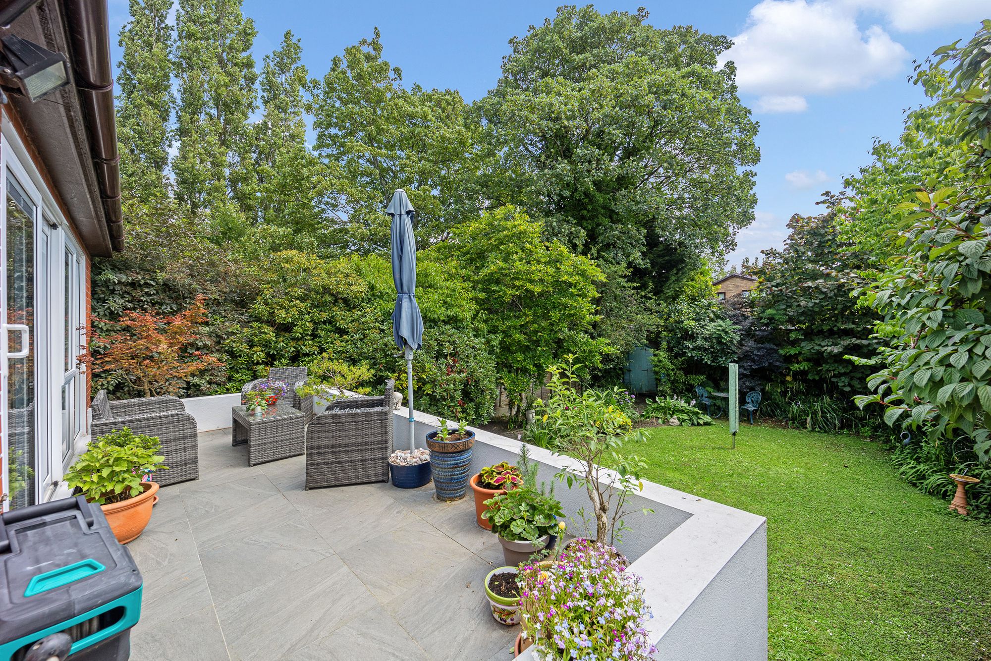 St. Helens Road, Leigh, WN7
