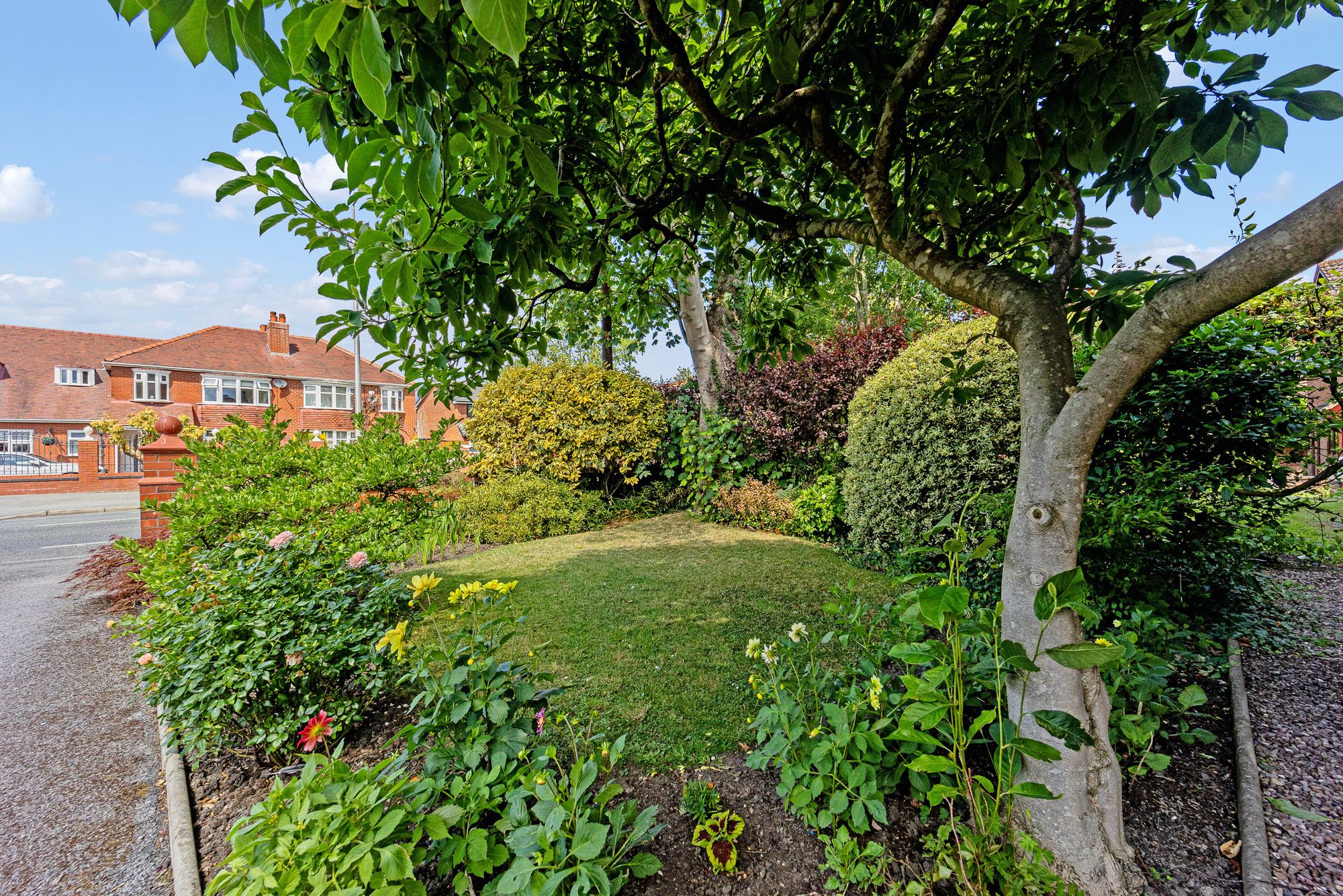 St. Helens Road, Leigh, WN7