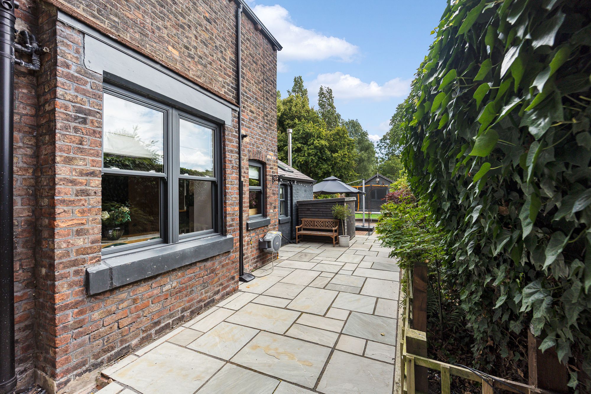 Ditchfield Road, Widnes, WA8