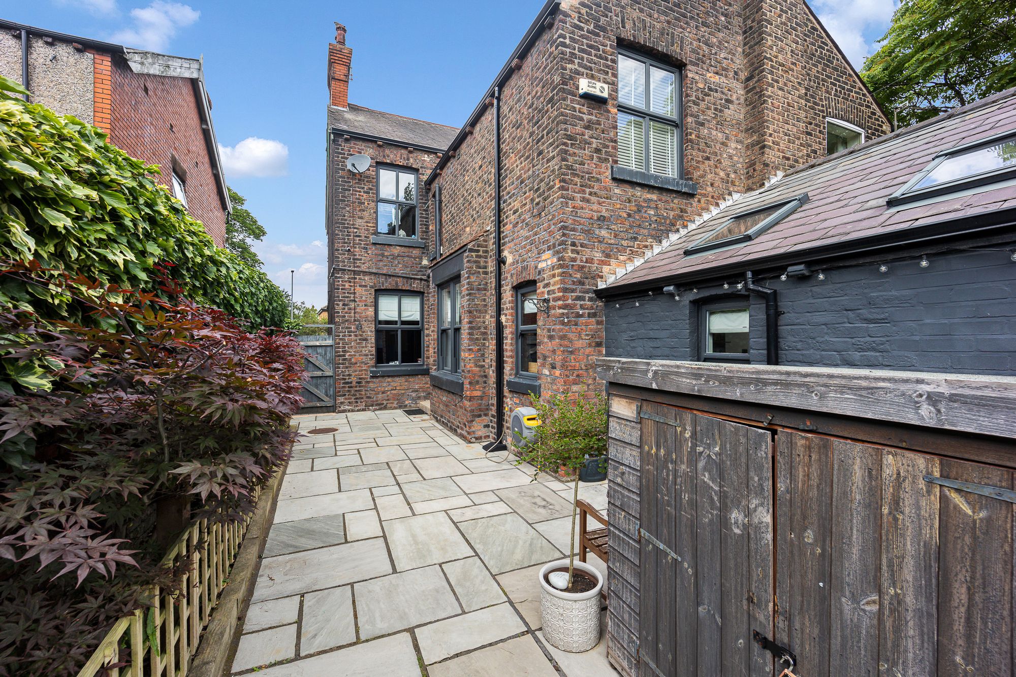 Ditchfield Road, Widnes, WA8