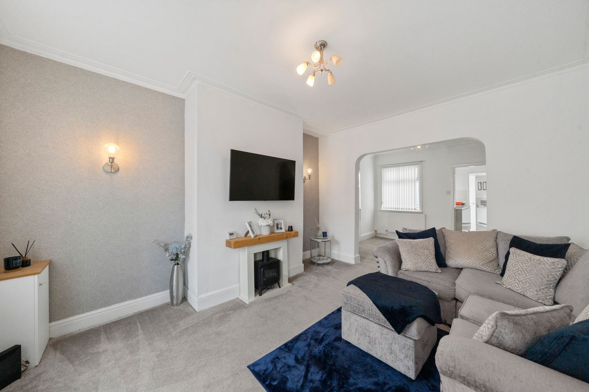 Warwick Street, St. Helens, WA10