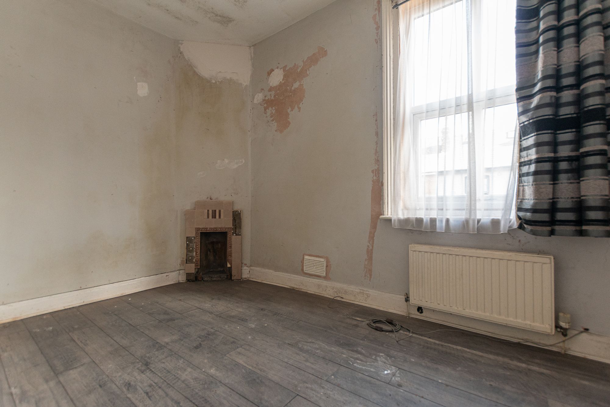 St. Helens Road, Leigh