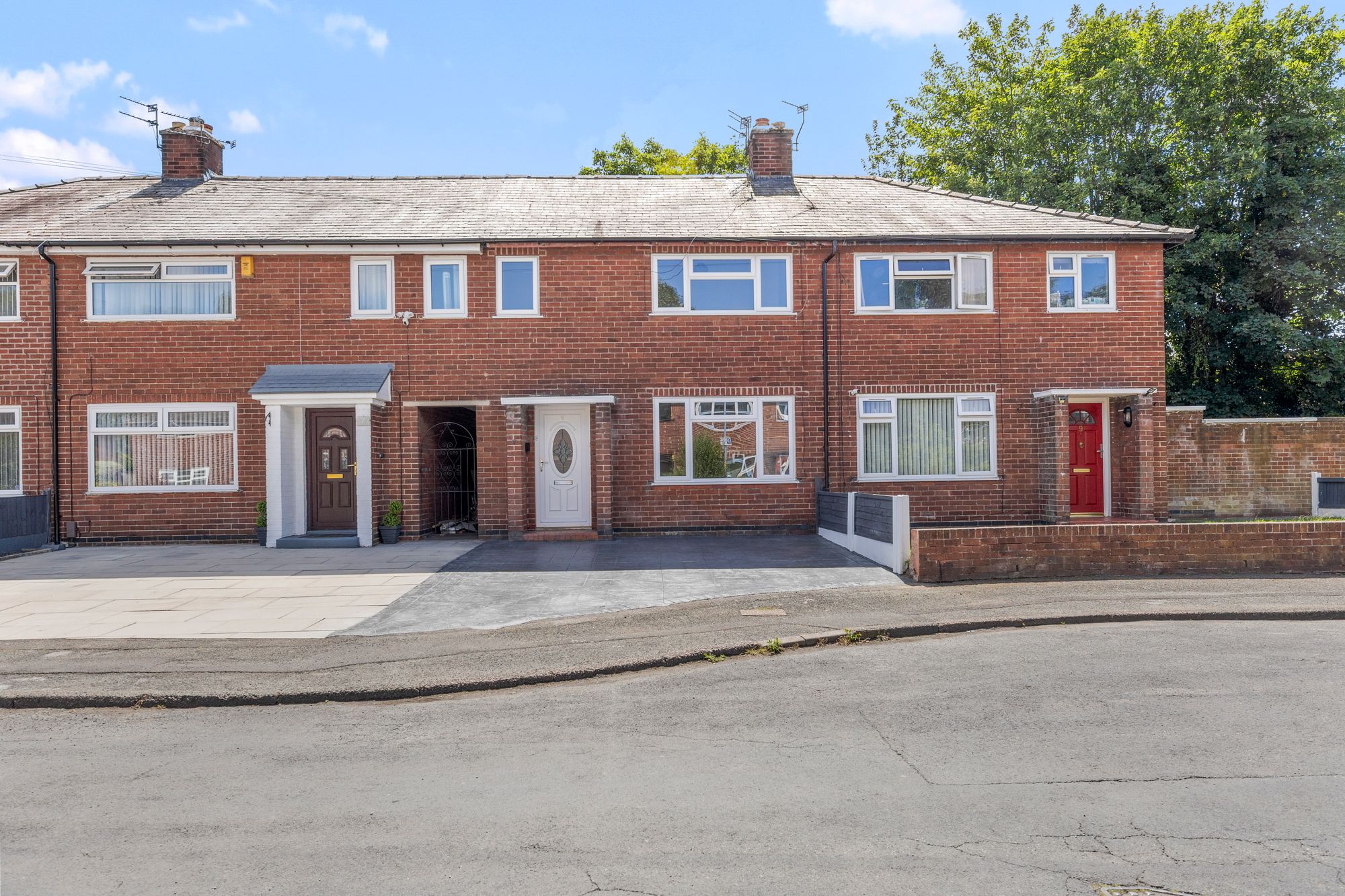Clapgates Crescent, Warrington, WA5