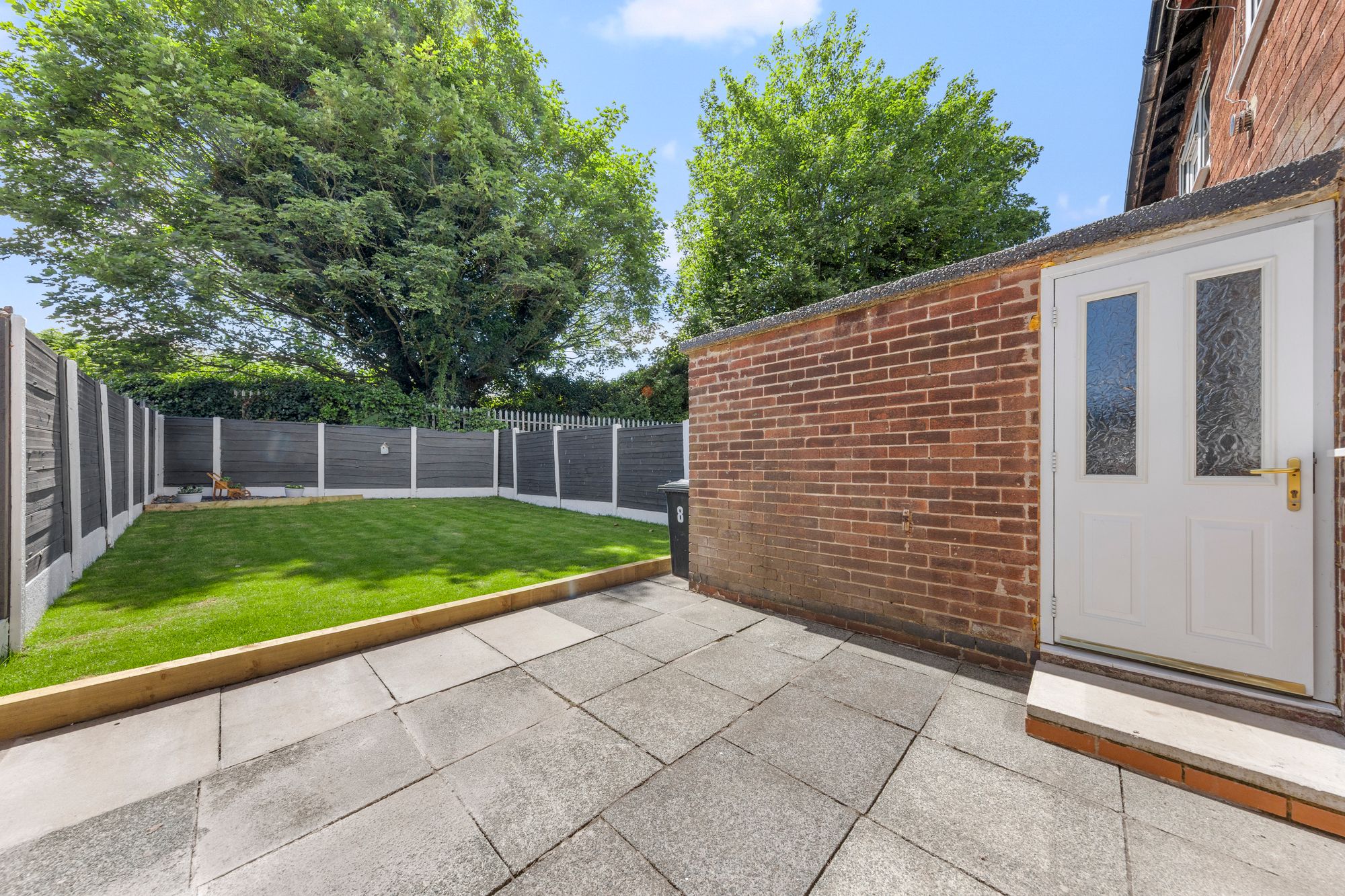 Clapgates Crescent, Warrington, WA5