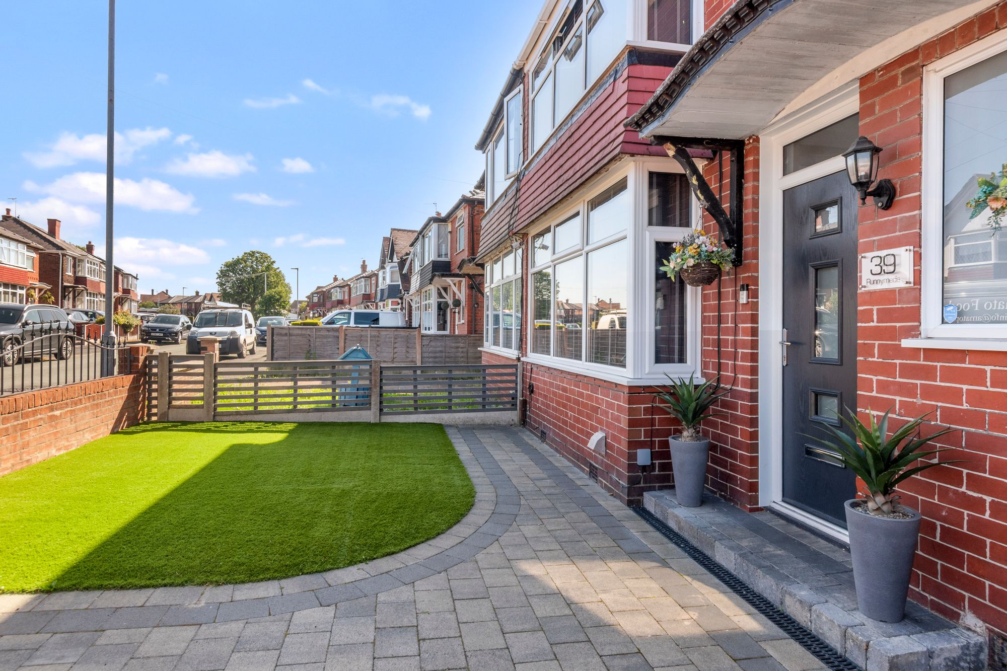 Runnymede, Woolston, WA1