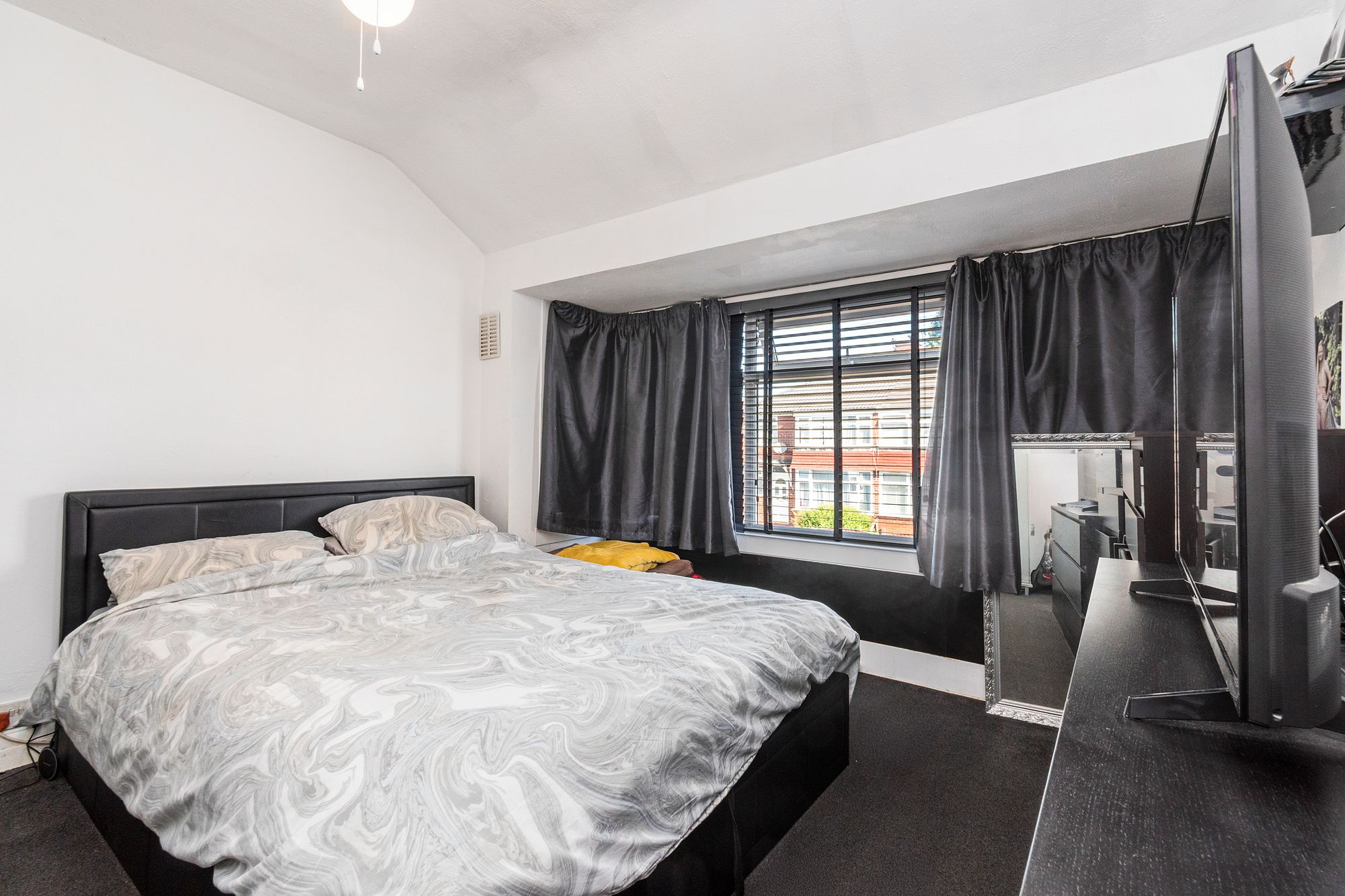 Runnymede, Woolston, WA1