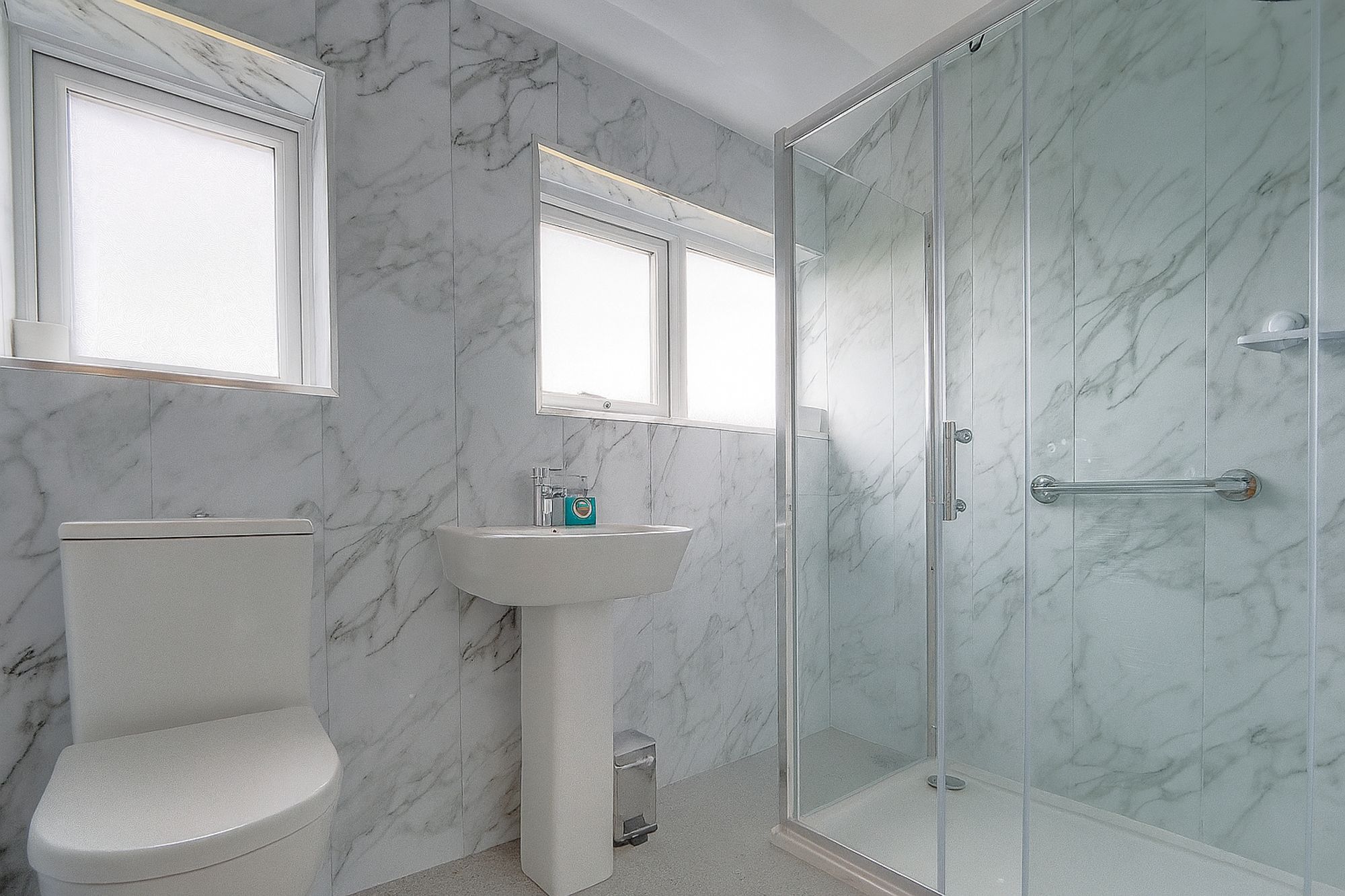 Bathroom_Image_Adjusted_Lighting
