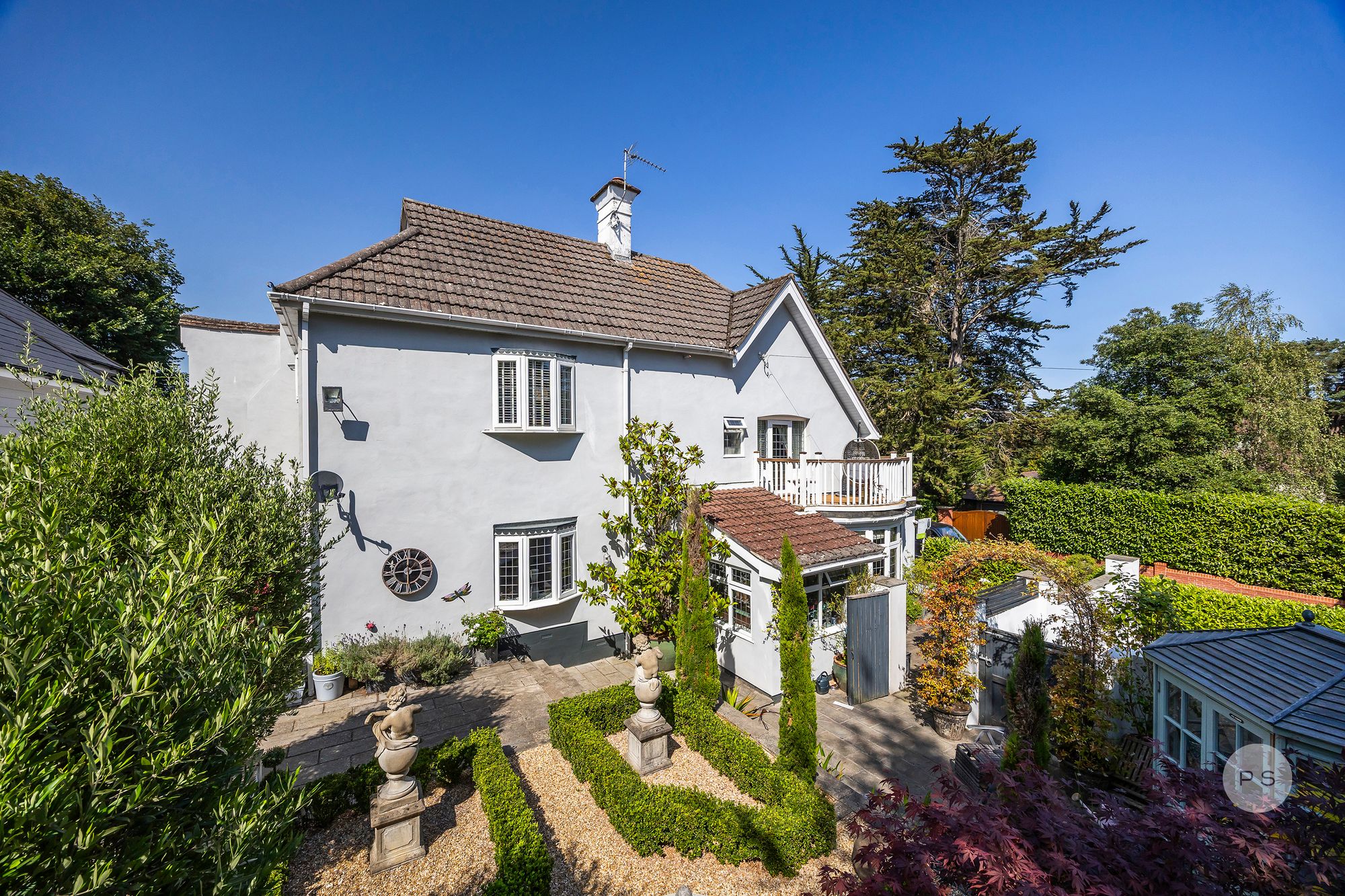 Bingham Avenue, Lilliput, Poole, BH14 8ND