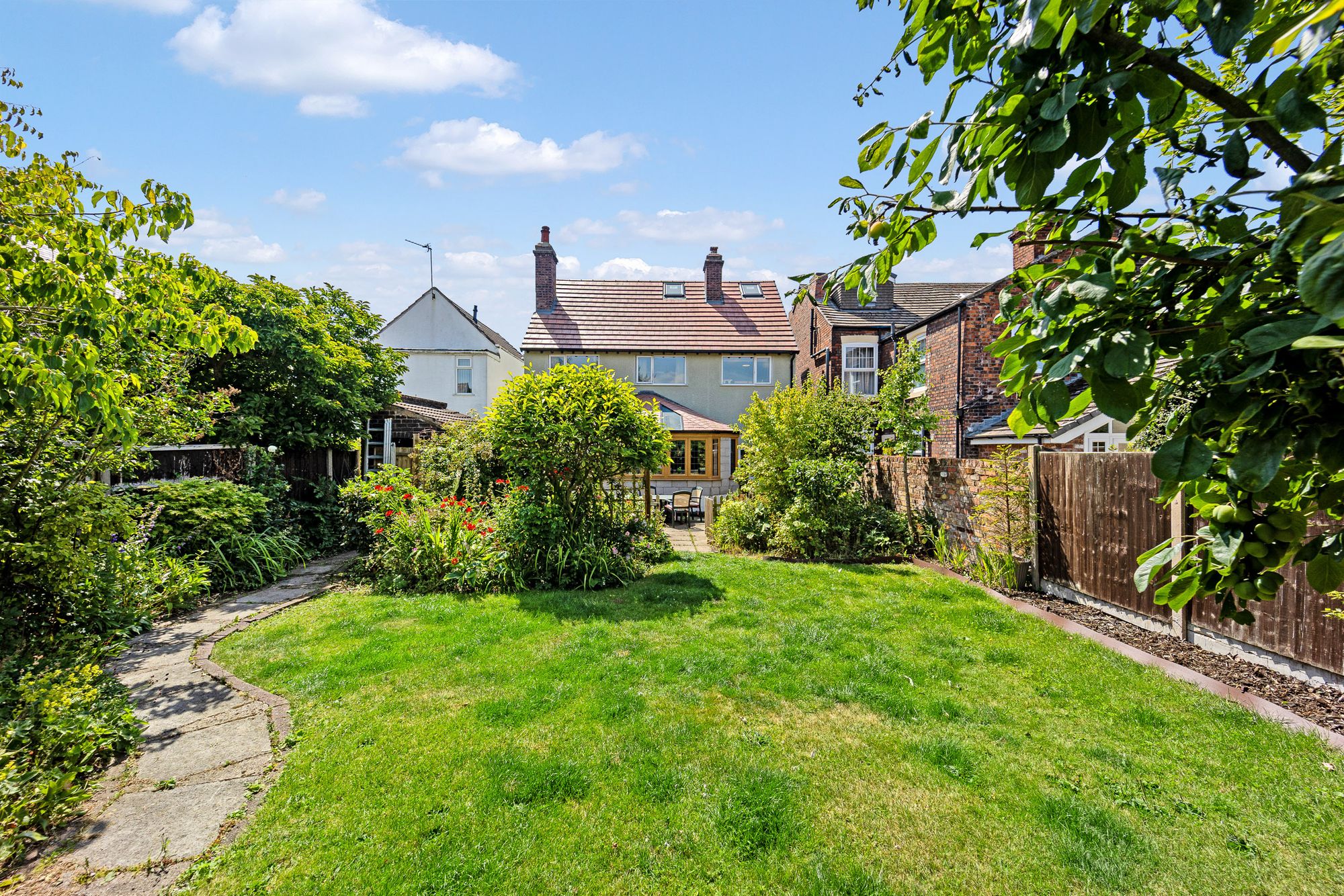 Ash Lane, Widnes, WA8