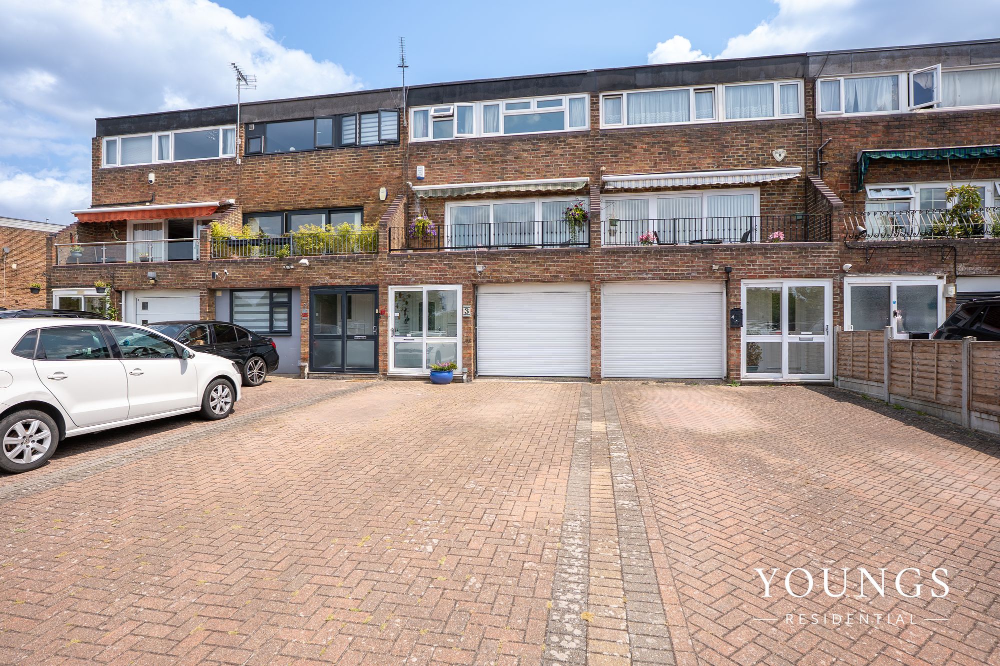 Gun Hill Place, Basildon, SS16