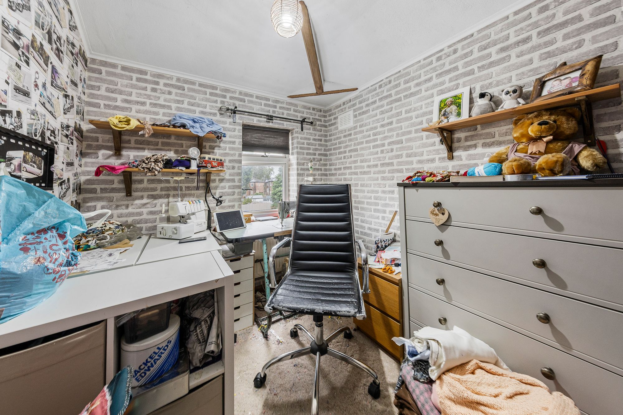 Bryant Avenue, Warrington