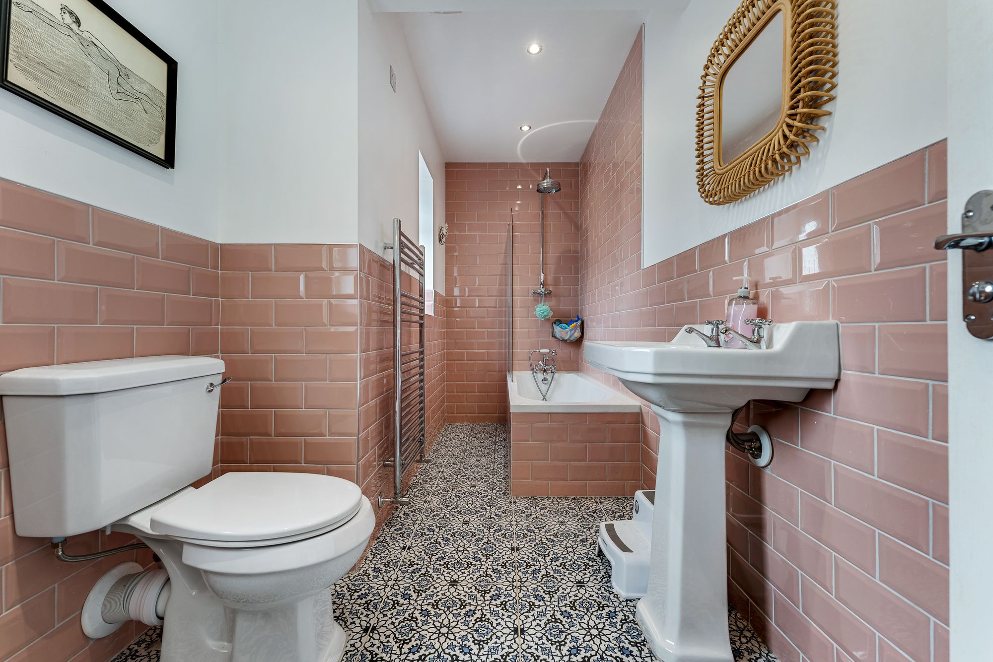 Clifton Road, Leigh, WN7