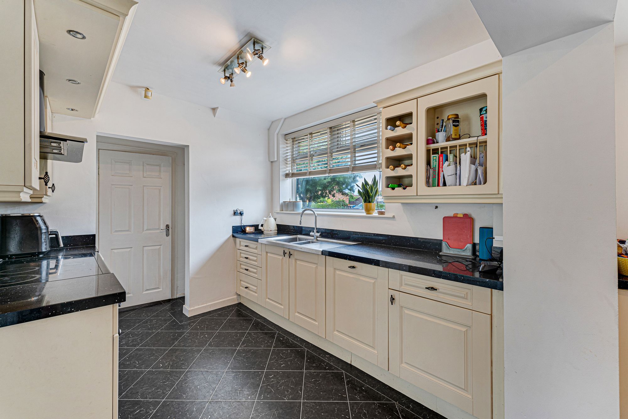 Clifton Road, Leigh, WN7