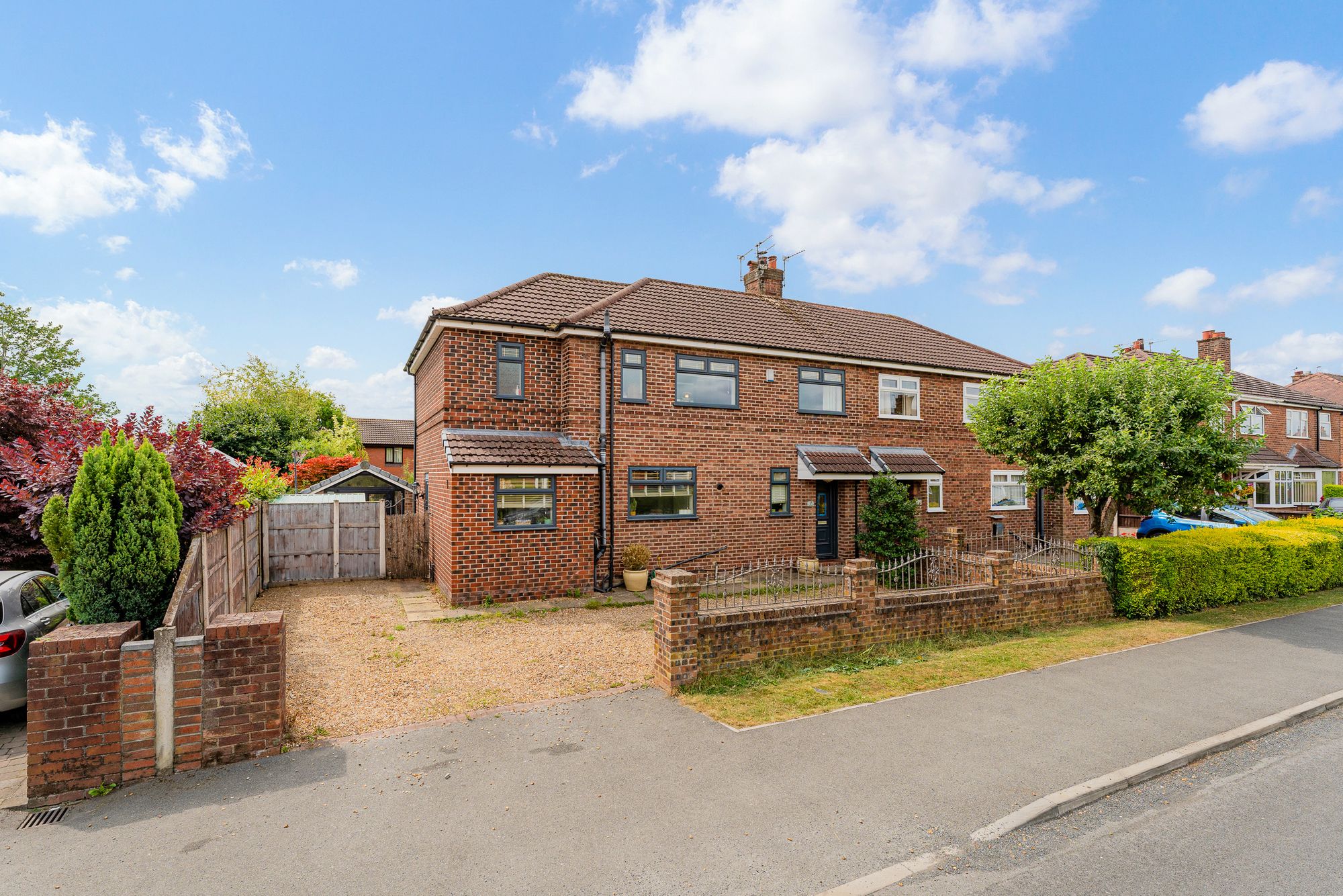 Clifton Road, Leigh, WN7