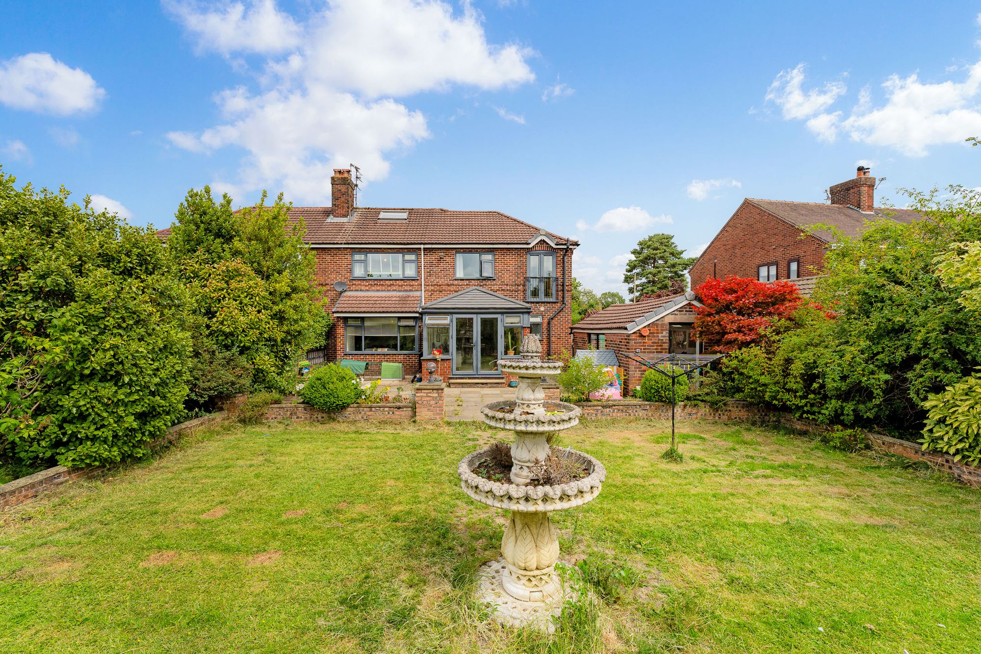 Clifton Road, Leigh, WN7