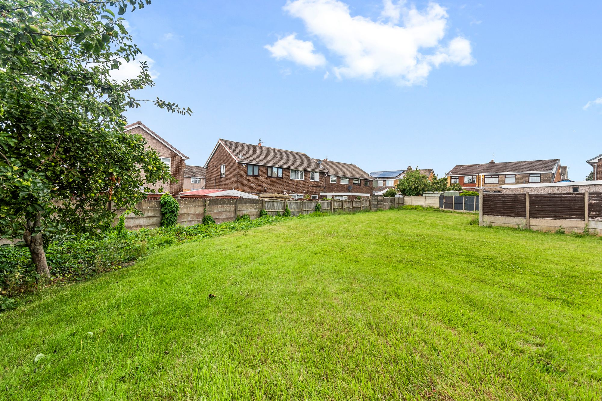 Whint Cottage Old Whint Road (Cottage & Land)