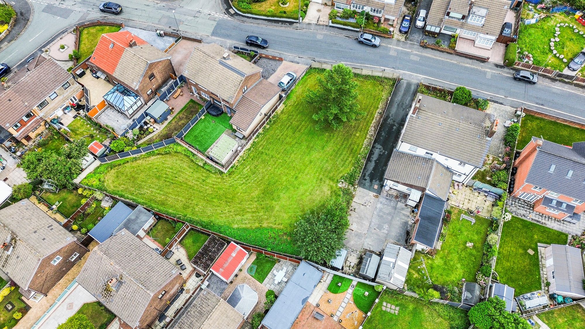 Whint Cottage Old Whint Road (Cottage & Land)