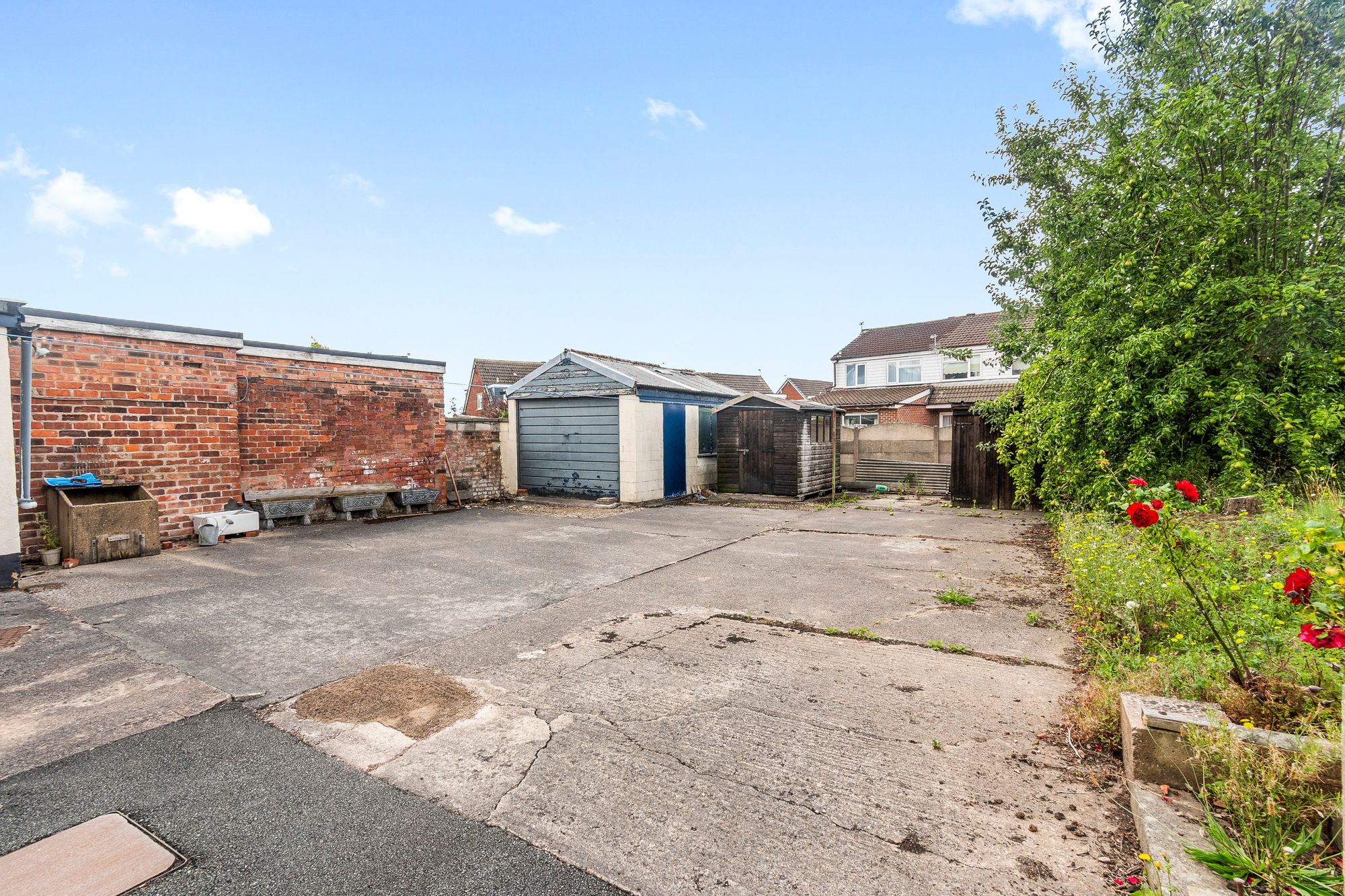 Whint Cottage Old Whint Road (Cottage & Land)