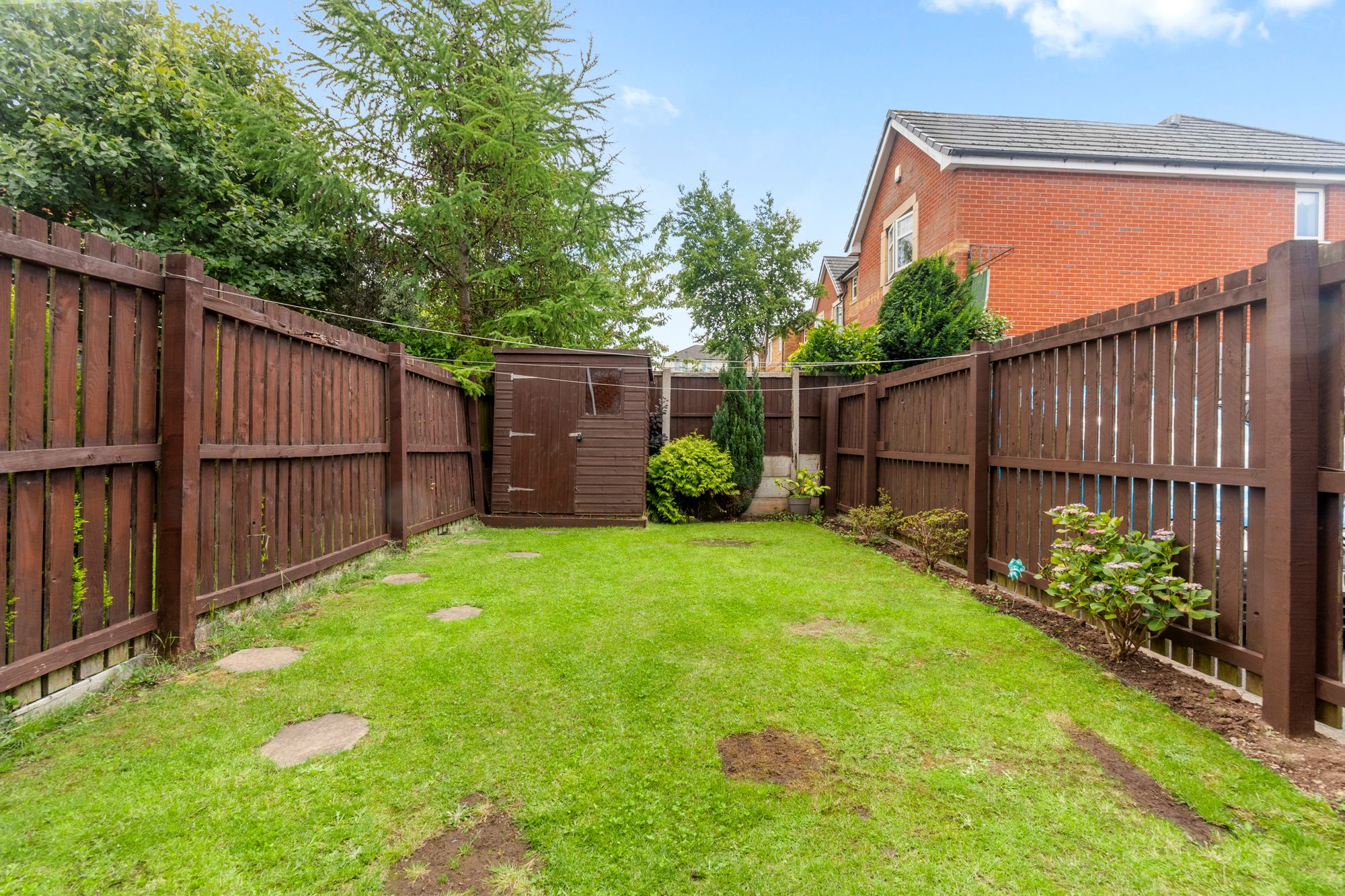 Cygnet Gardens, St. Helens