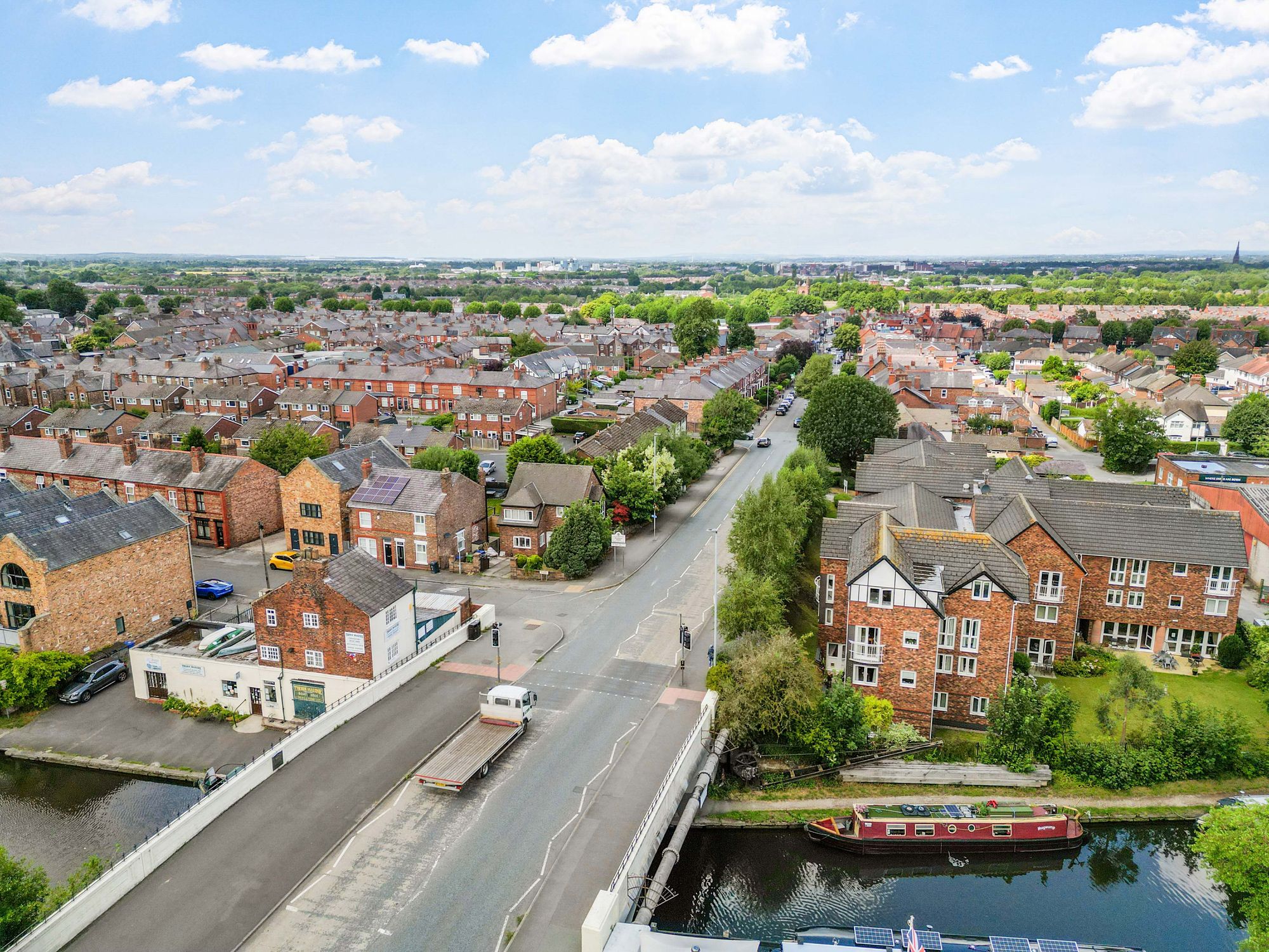 London Road, Stockton Heath, WA4