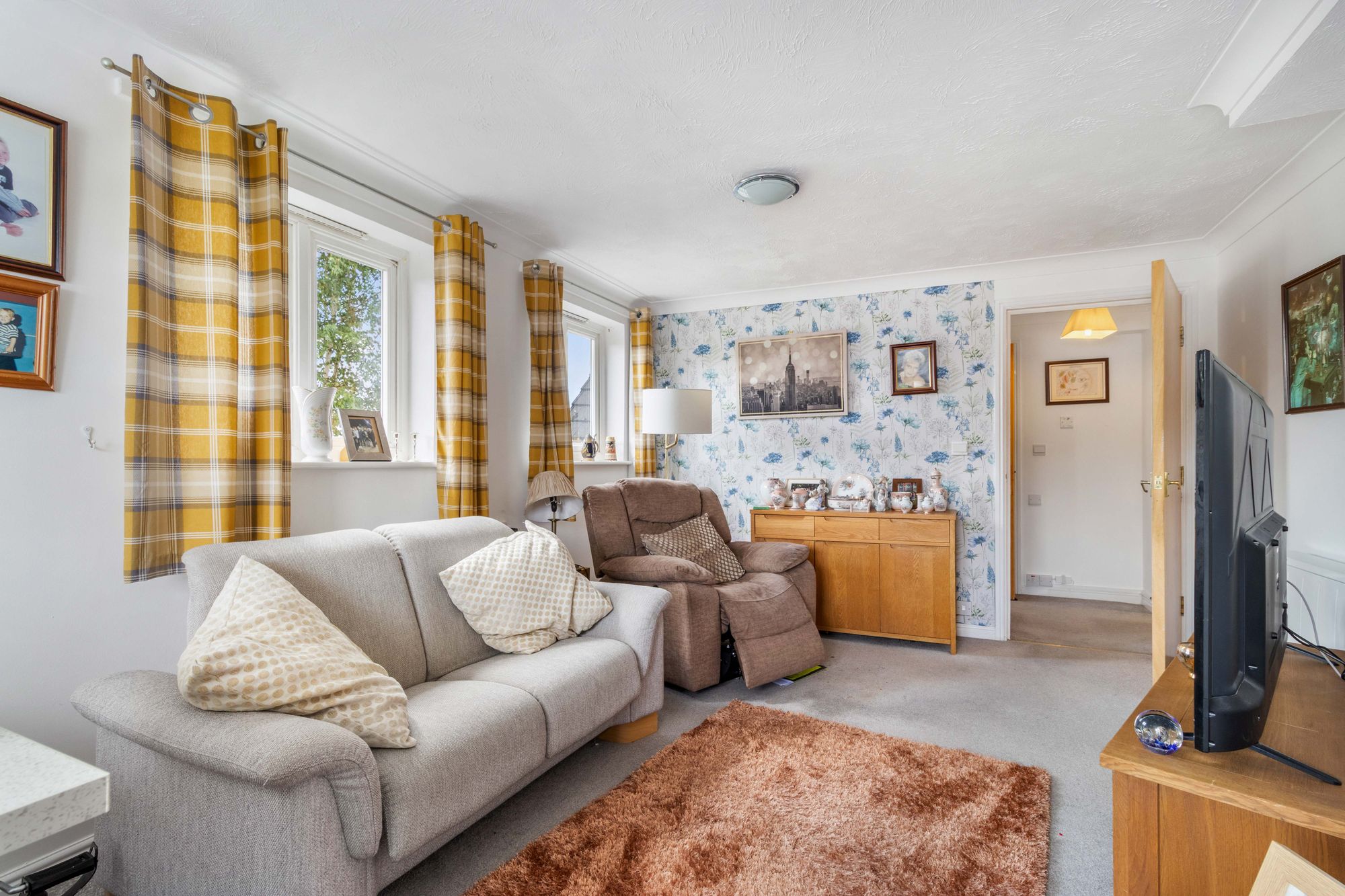 London Road, Stockton Heath, WA4