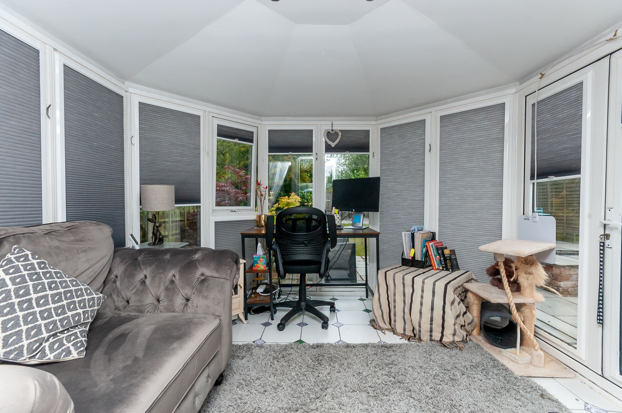 Jackson Avenue, Warrington