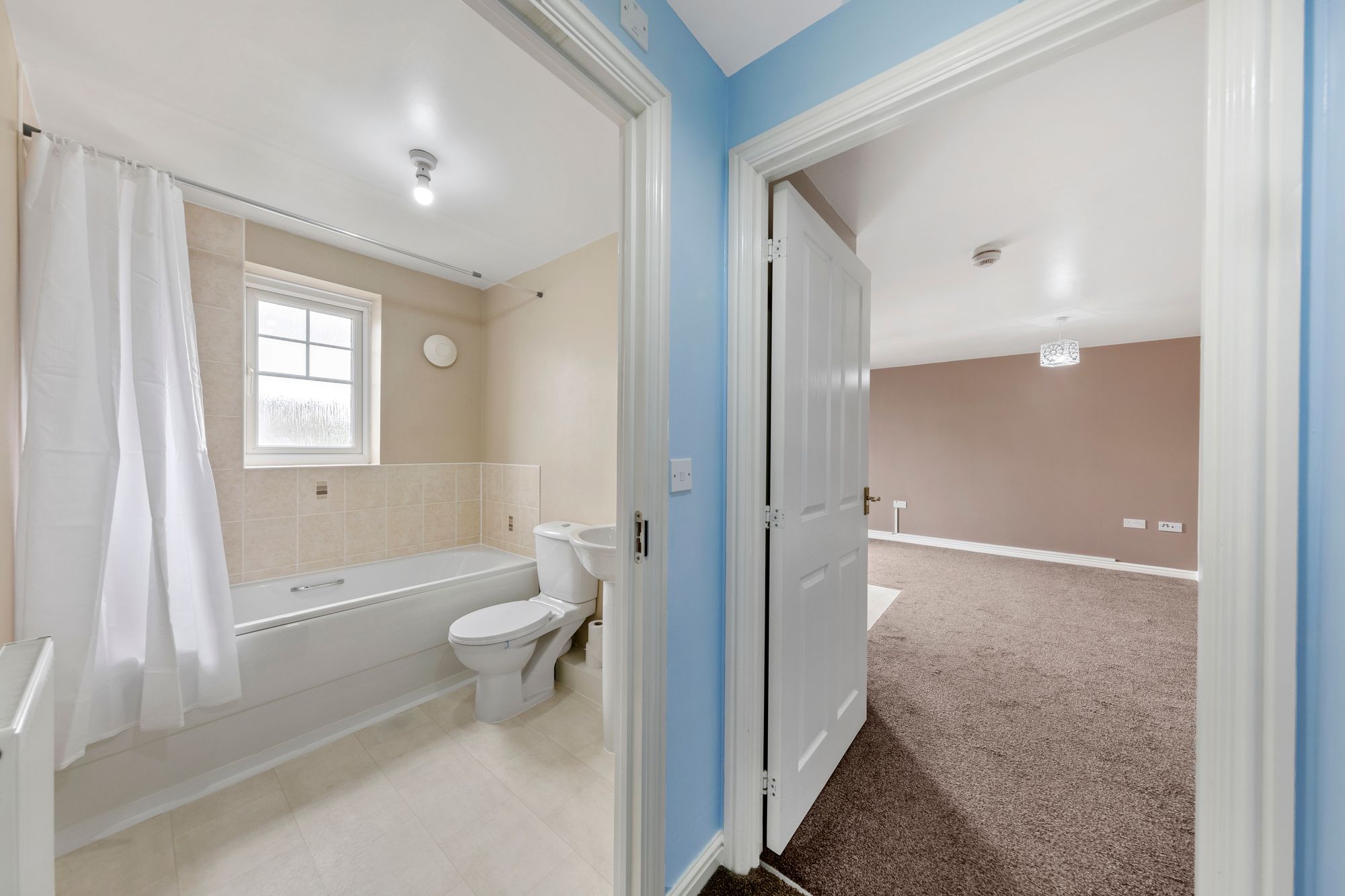 Hucklow Drive, Warrington, WA1