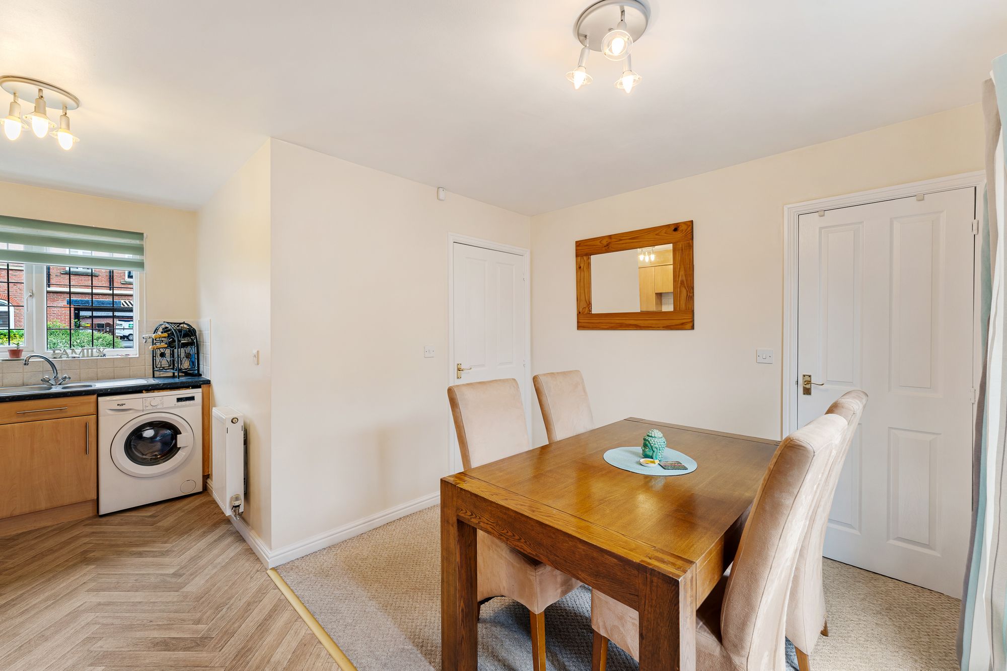 Upton Rocks Avenue, Widnes, WA8