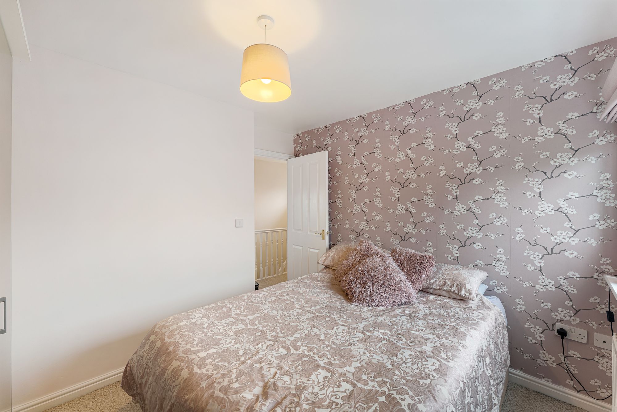 Upton Rocks Avenue, Widnes, WA8